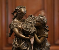 sculpture du 19ème siècle sur socle en marbre "Les Vendanges" Signé H. Moreau
