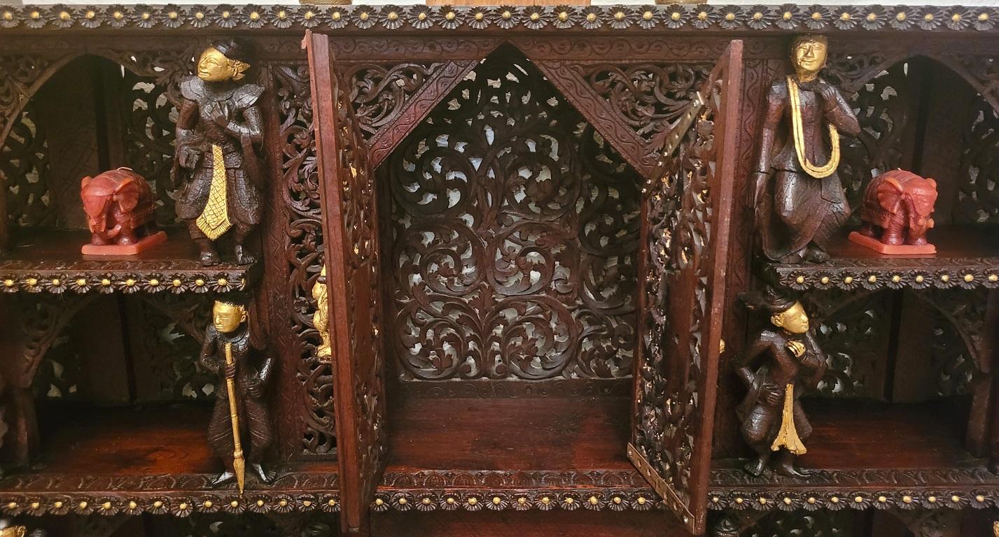 19th Century SE Asian Highly Carved Wooden and Gilded Floor/Wall Cabinet For Sale 6