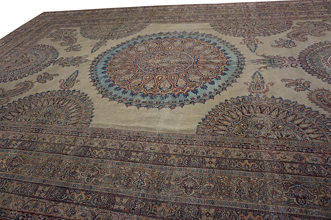 Noué à la main Tapis persan Kirman Laver du 19ème siècle en vente