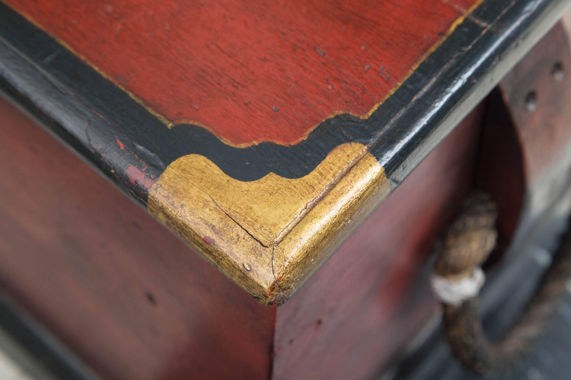 19th Century Seaman's Chest In Excellent Condition In Woodbury, CT