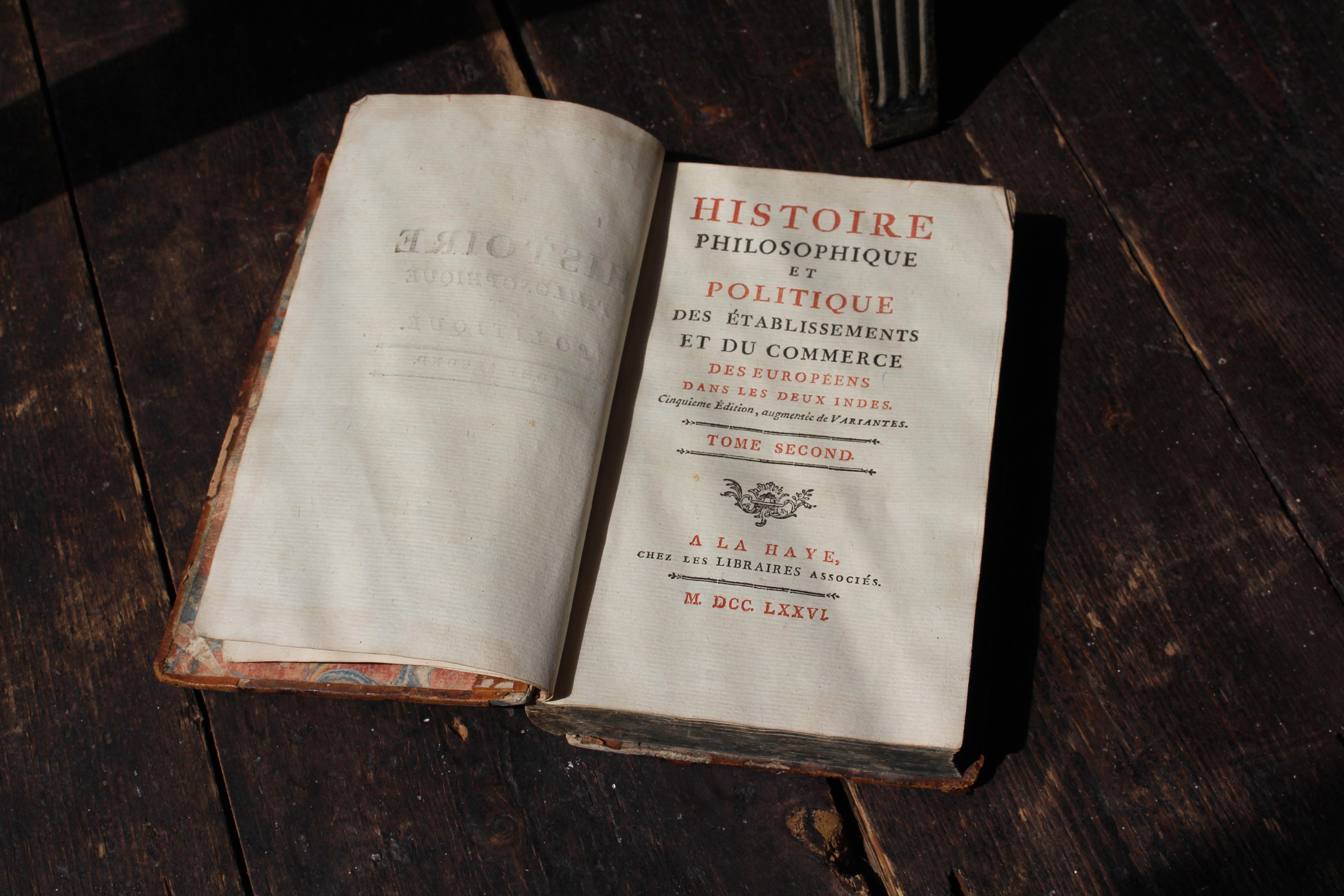 19th Century Secret Leather Bound Book Box For Sale 6