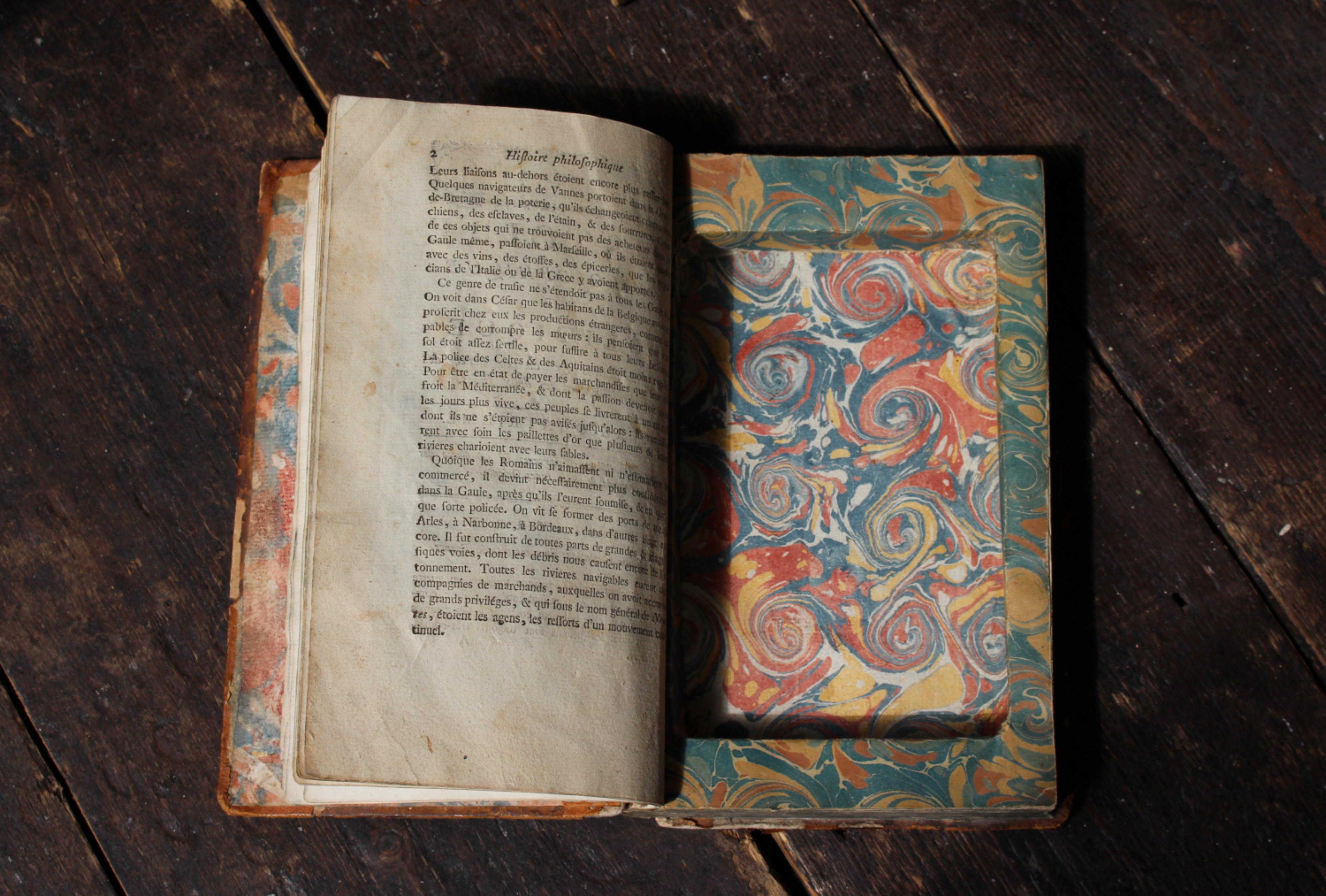 19th Century Secret Leather Bound Book Box For Sale 7