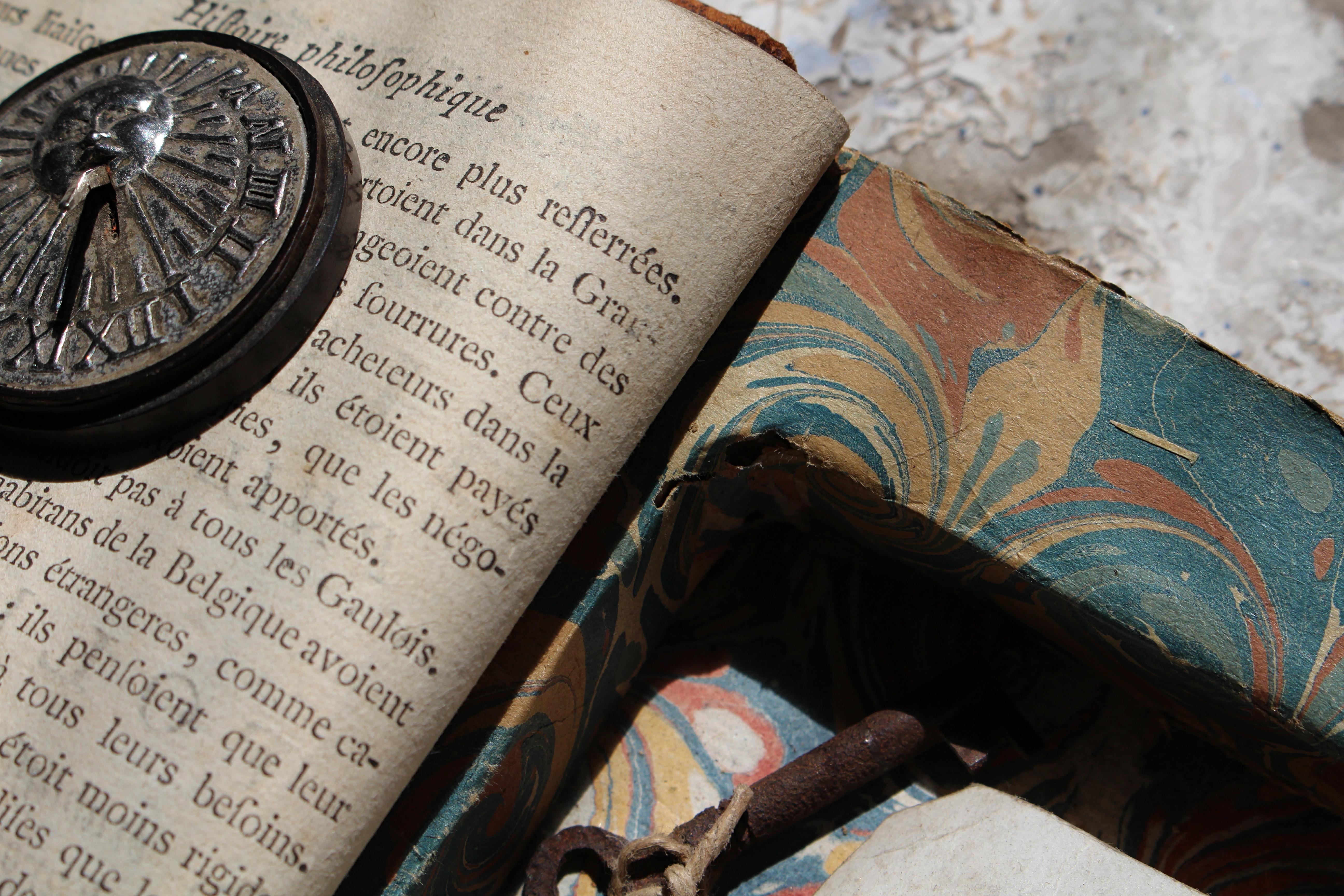 Victorian 19th Century Secret Leather Bound Book Box For Sale
