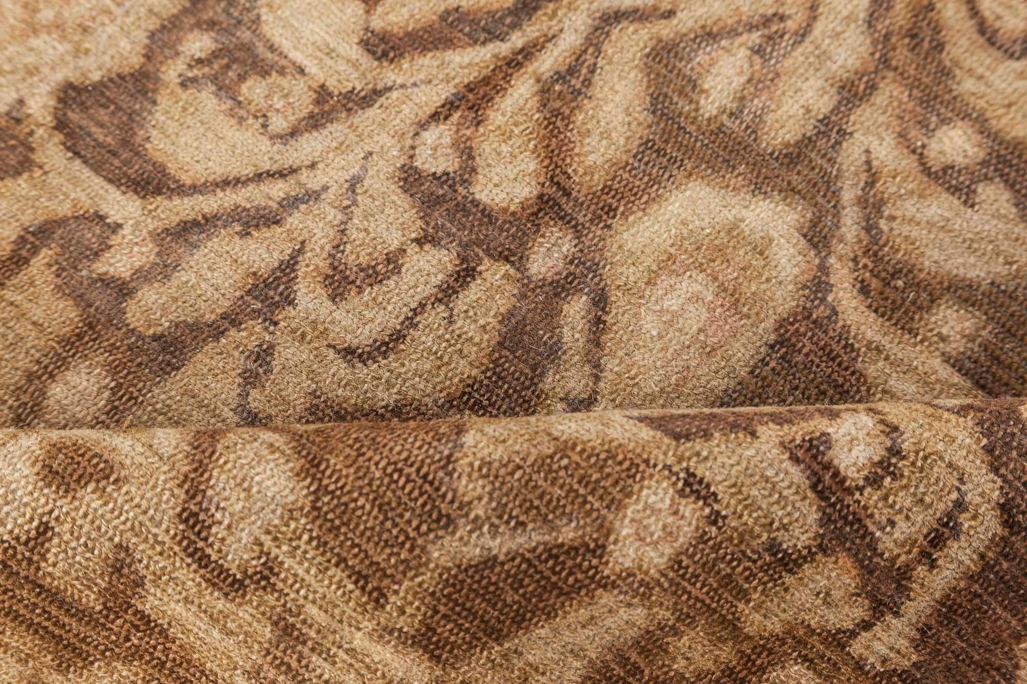 19th century Senneh Persian brown handmade wool rug
Size: 6'6