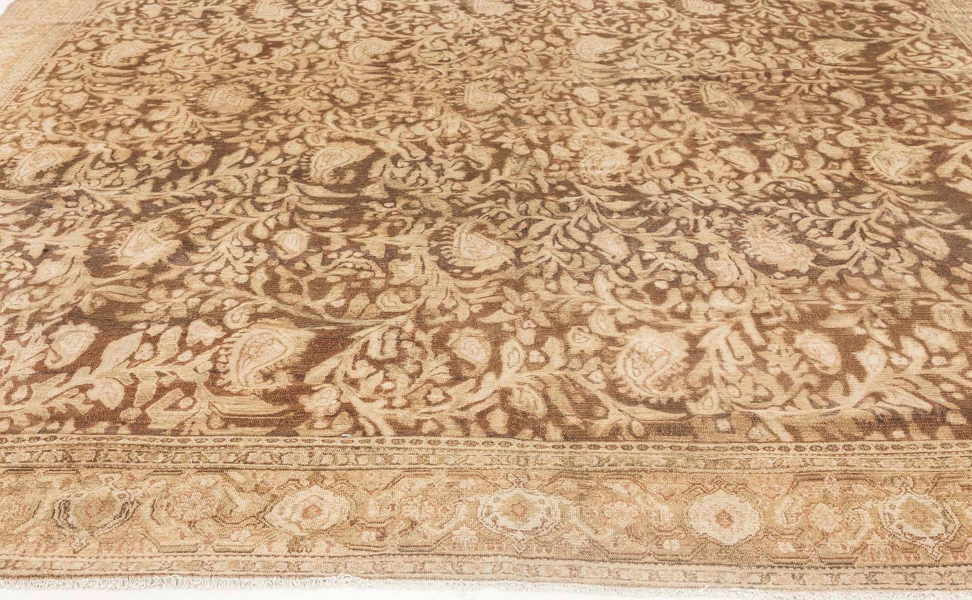 19th Century Senneh Persian Brown Handmade Wool Rug For Sale 1