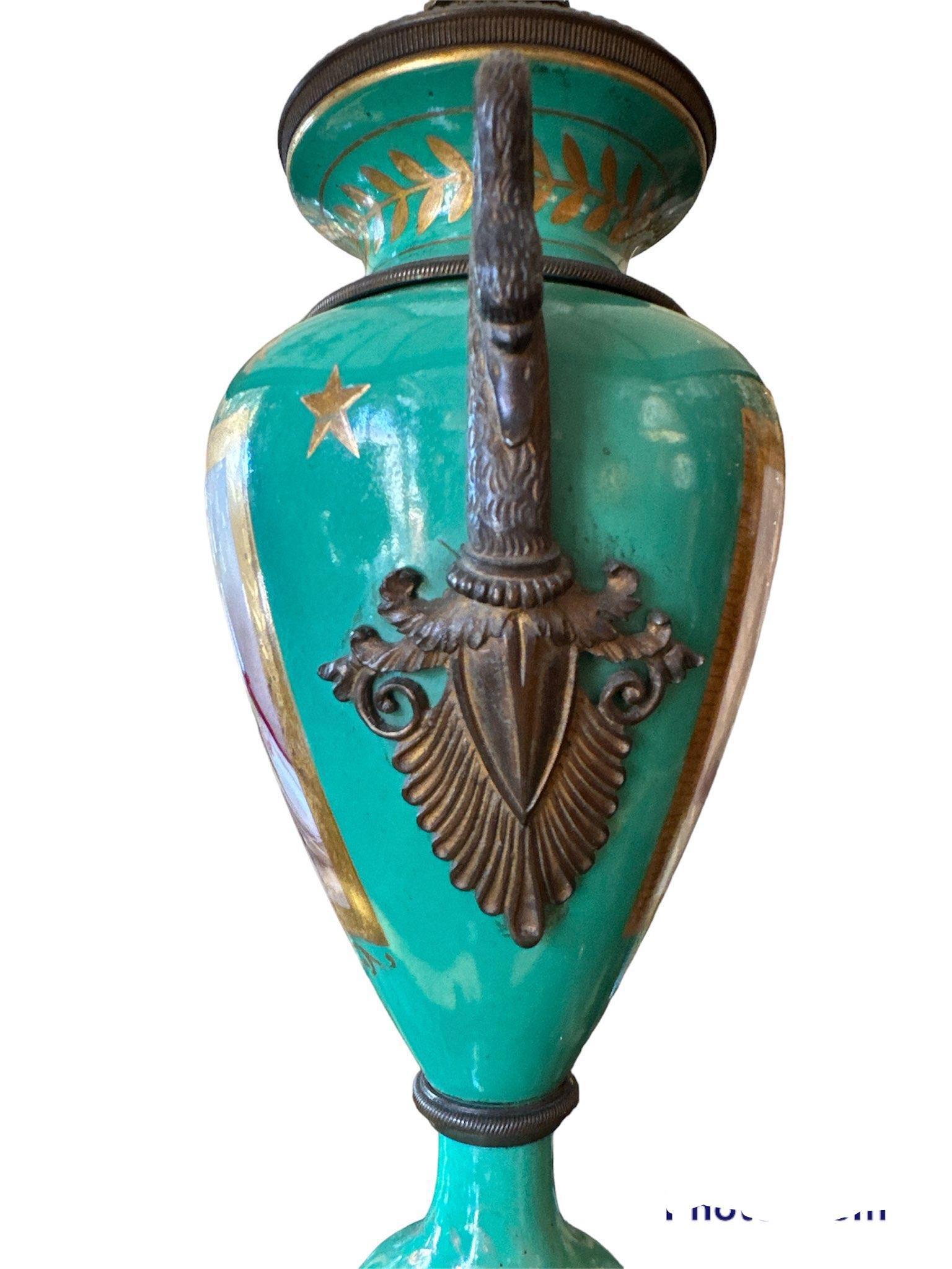 Hand-Crafted 19th Century Serves Bronze-Mounted Lamp For Sale