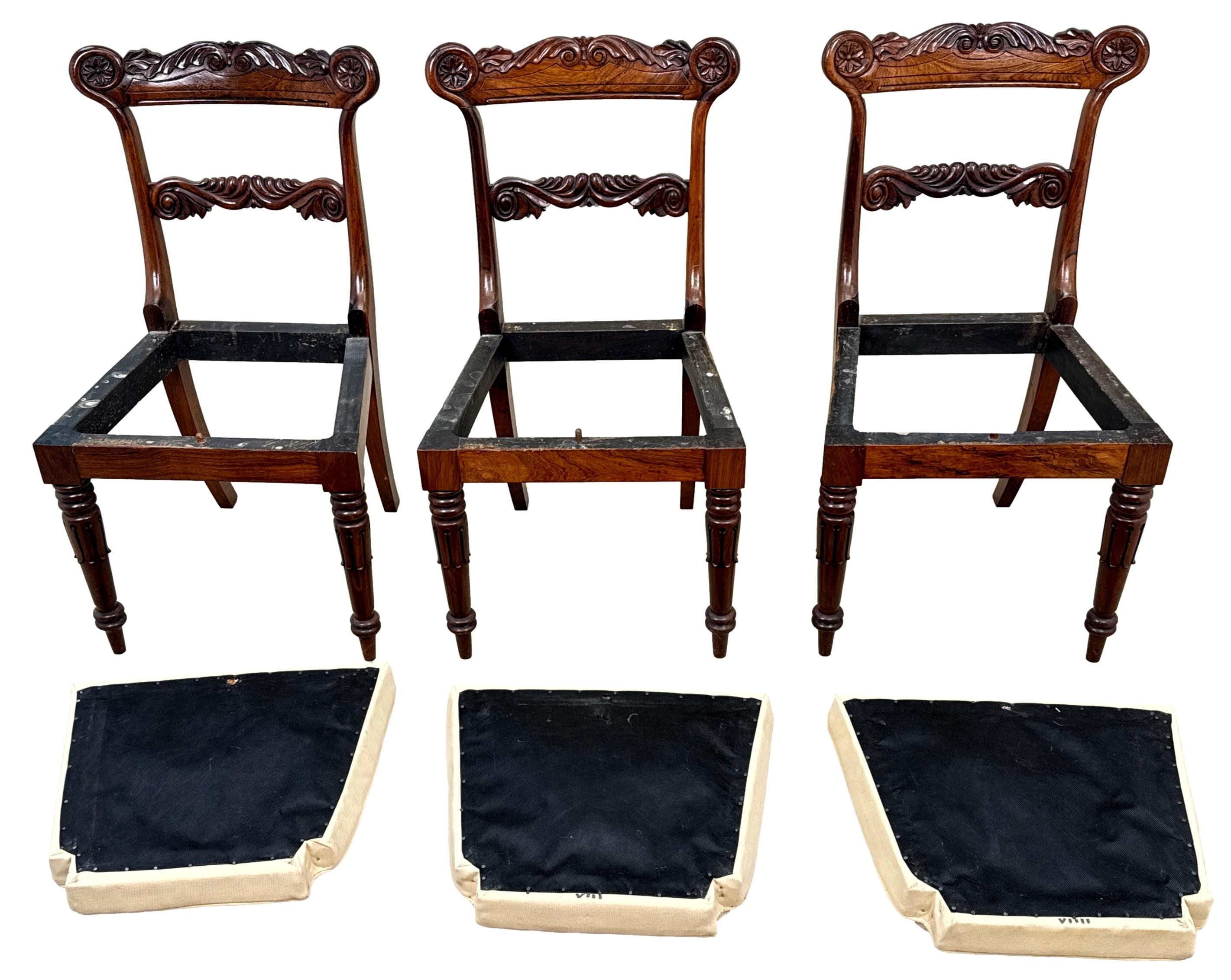 Set di 10 sedie da pranzo Regency in palissandro del XIX secolo in vendita 8