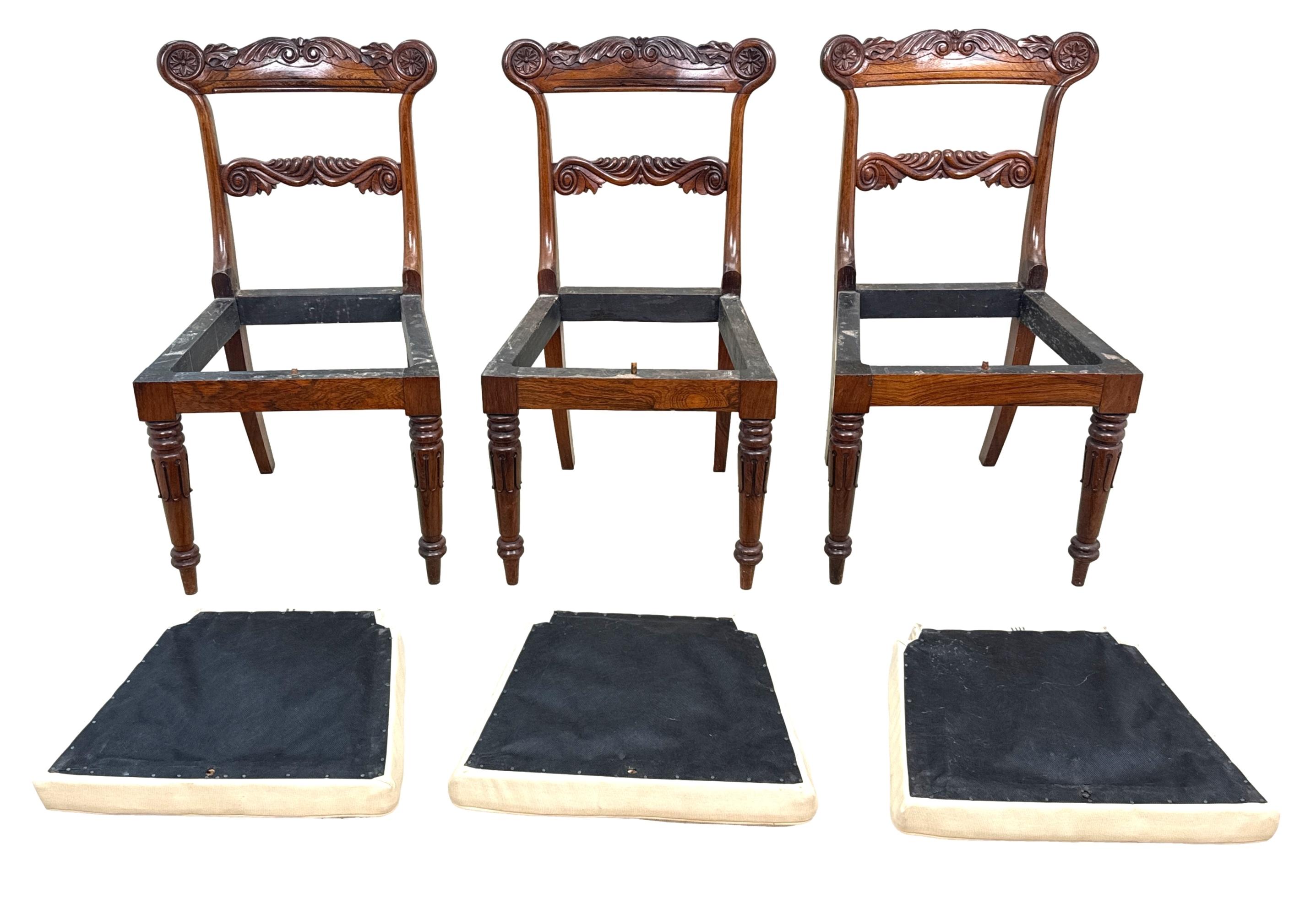 Set di 10 sedie da pranzo Regency in palissandro del XIX secolo in vendita 15