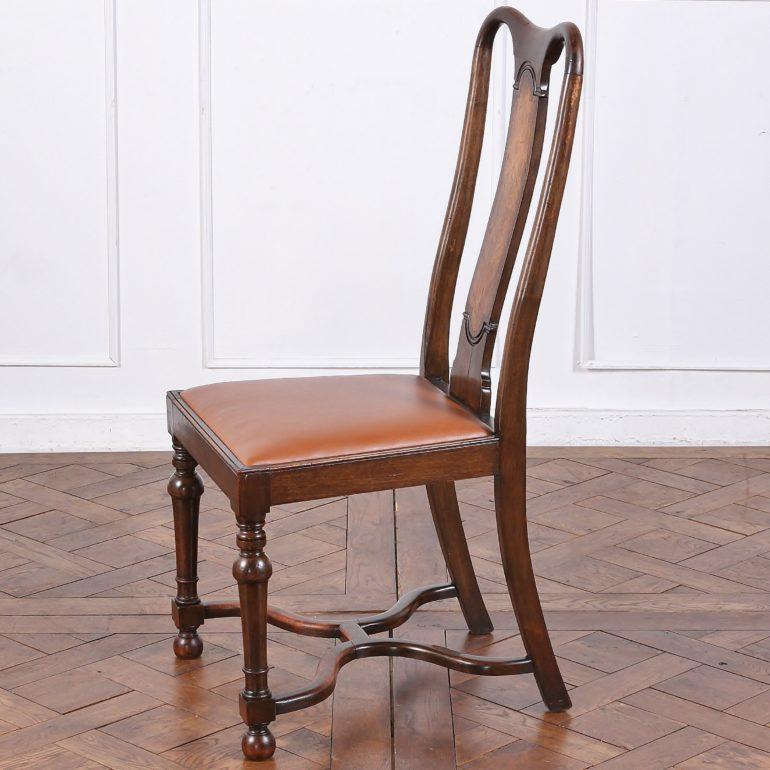 19th Century Set of 12 Walnut Dining Chairs 1