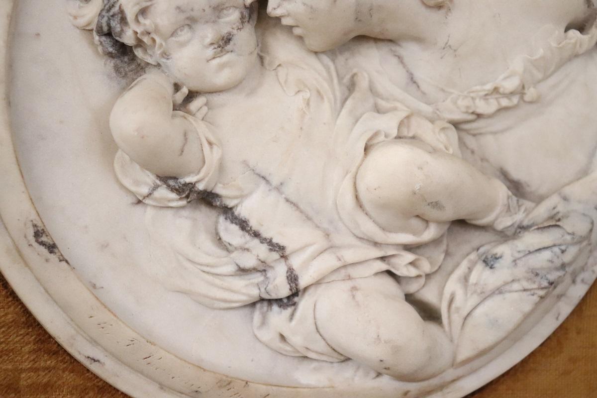 19th Century Set of 2 White Marble Bas-Relief Sculptures with Frame, Signed 7