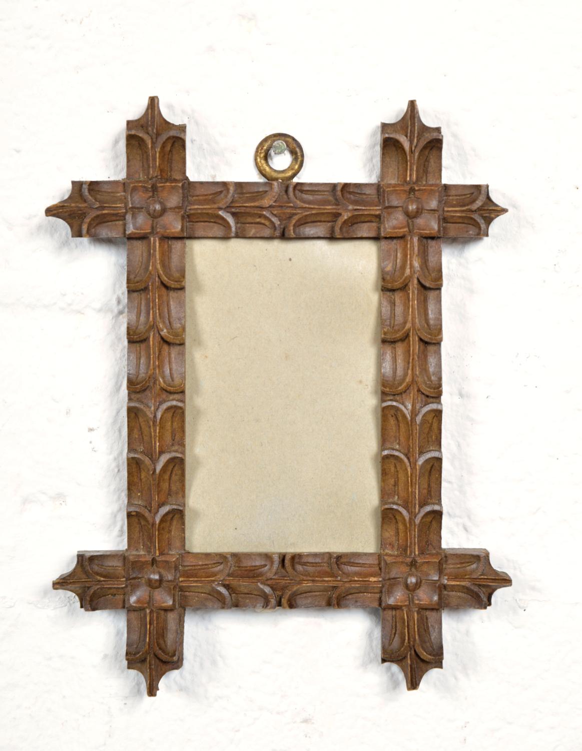 19th Century Set of 3 Bavarian Black Forest Fruitwood Picture Frames Folk Art  In Good Condition For Sale In Sherborne, Dorset
