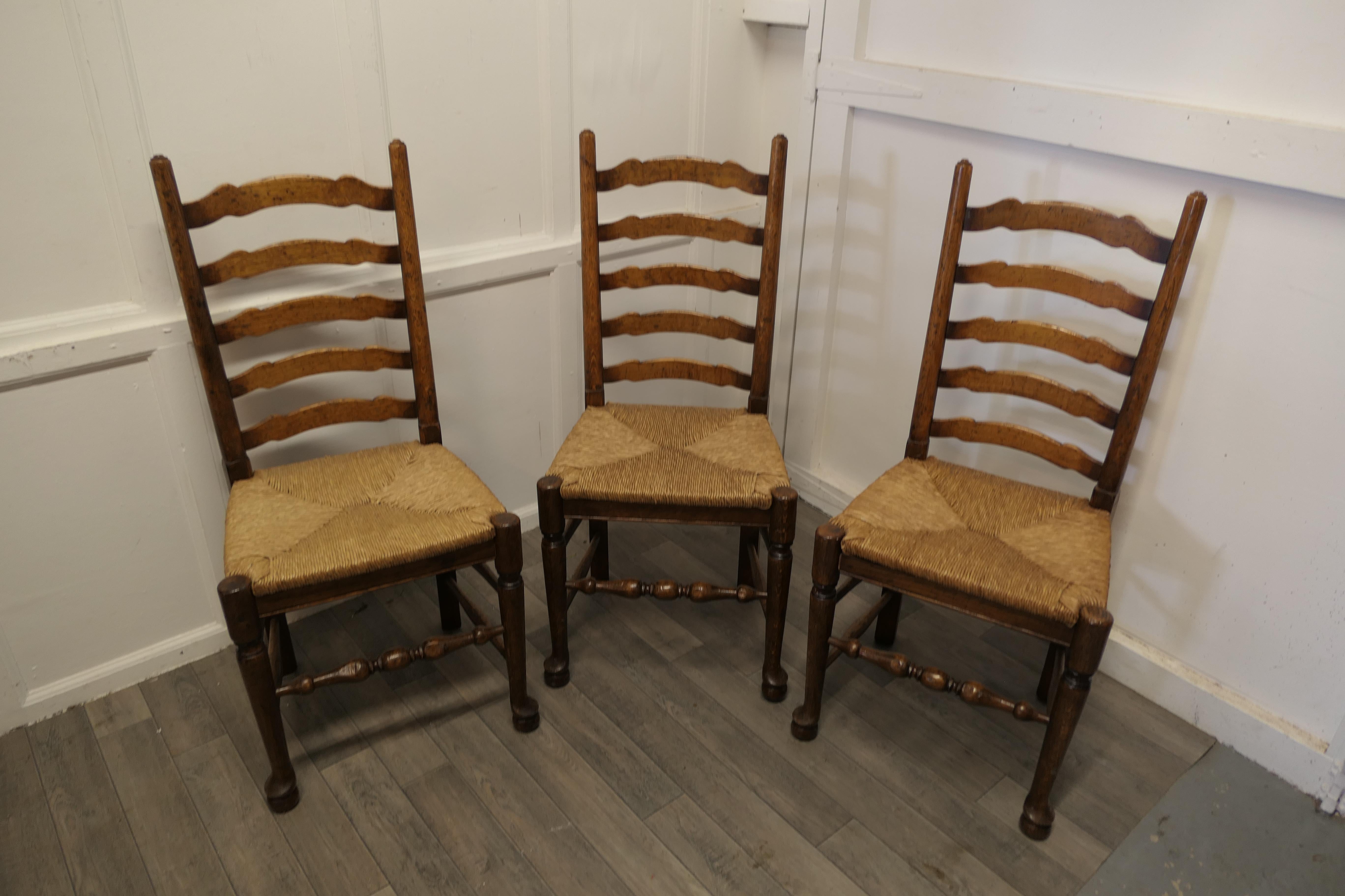 Georgian 19th Century Set of 3 Farmhouse Ladder Back Dining Chairs  For Sale