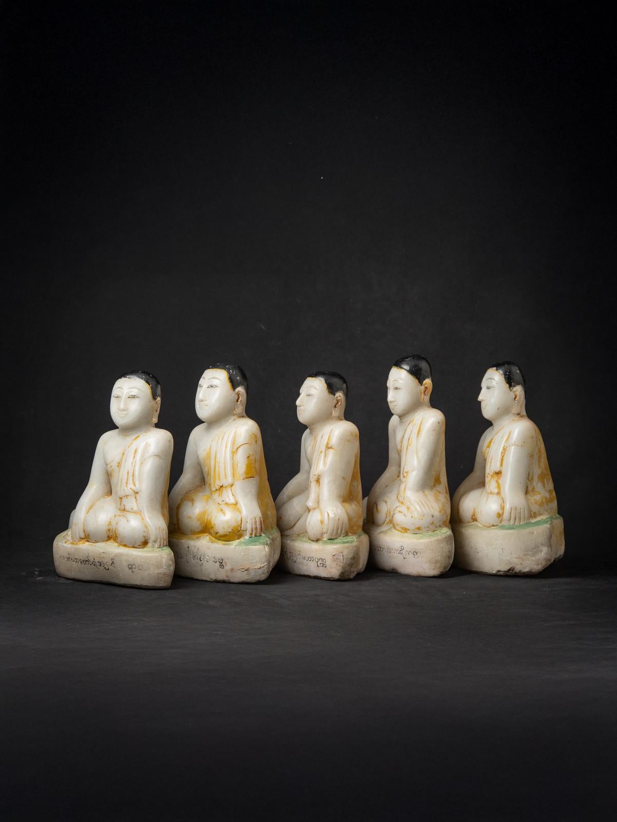 XIX secolo Set di 5 antiche statue di monaci birmani provenienti dalla Birmania in vendita 2