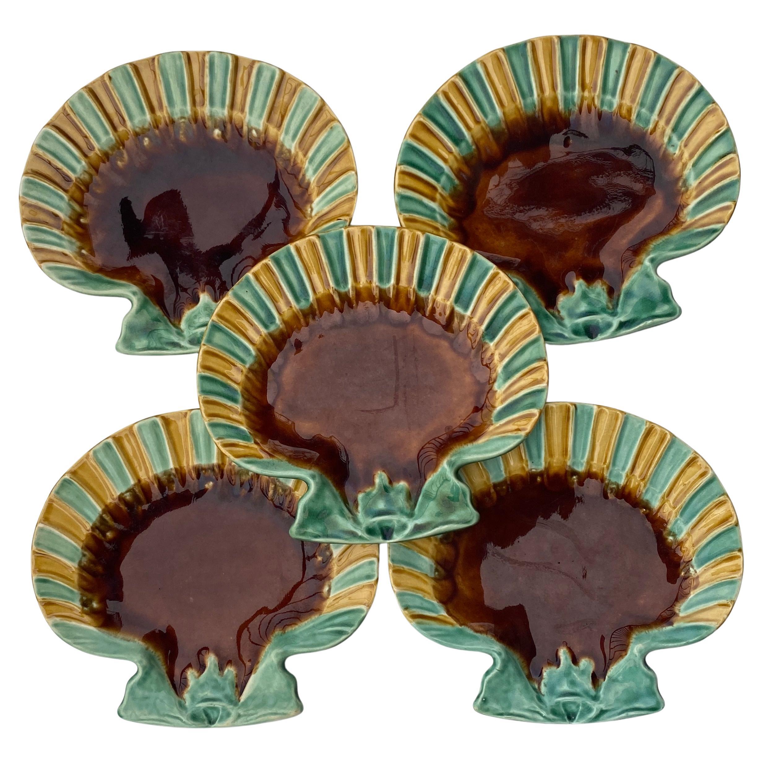19th Century Set of 5 French Majolica Shell Plates Choisy Le Roi For Sale