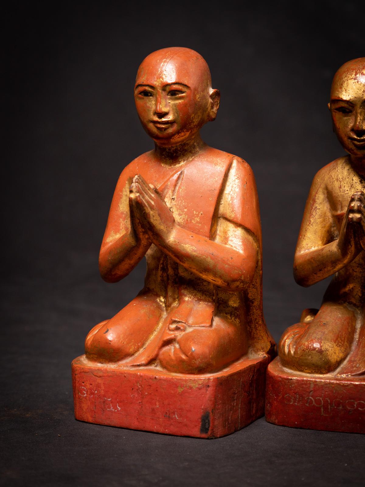 19th century set of 6 antique wooden Burmese Monk statues in Namaskara Mudra For Sale 9