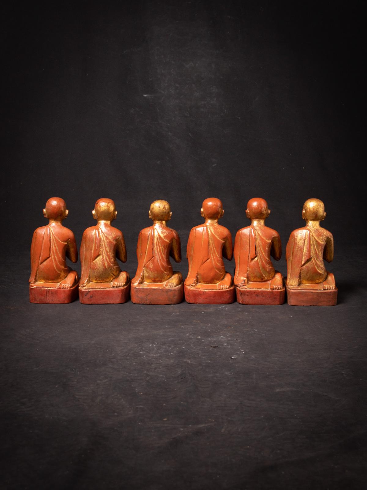 Wood 19th century set of 6 antique wooden Burmese Monk statues in Namaskara Mudra For Sale