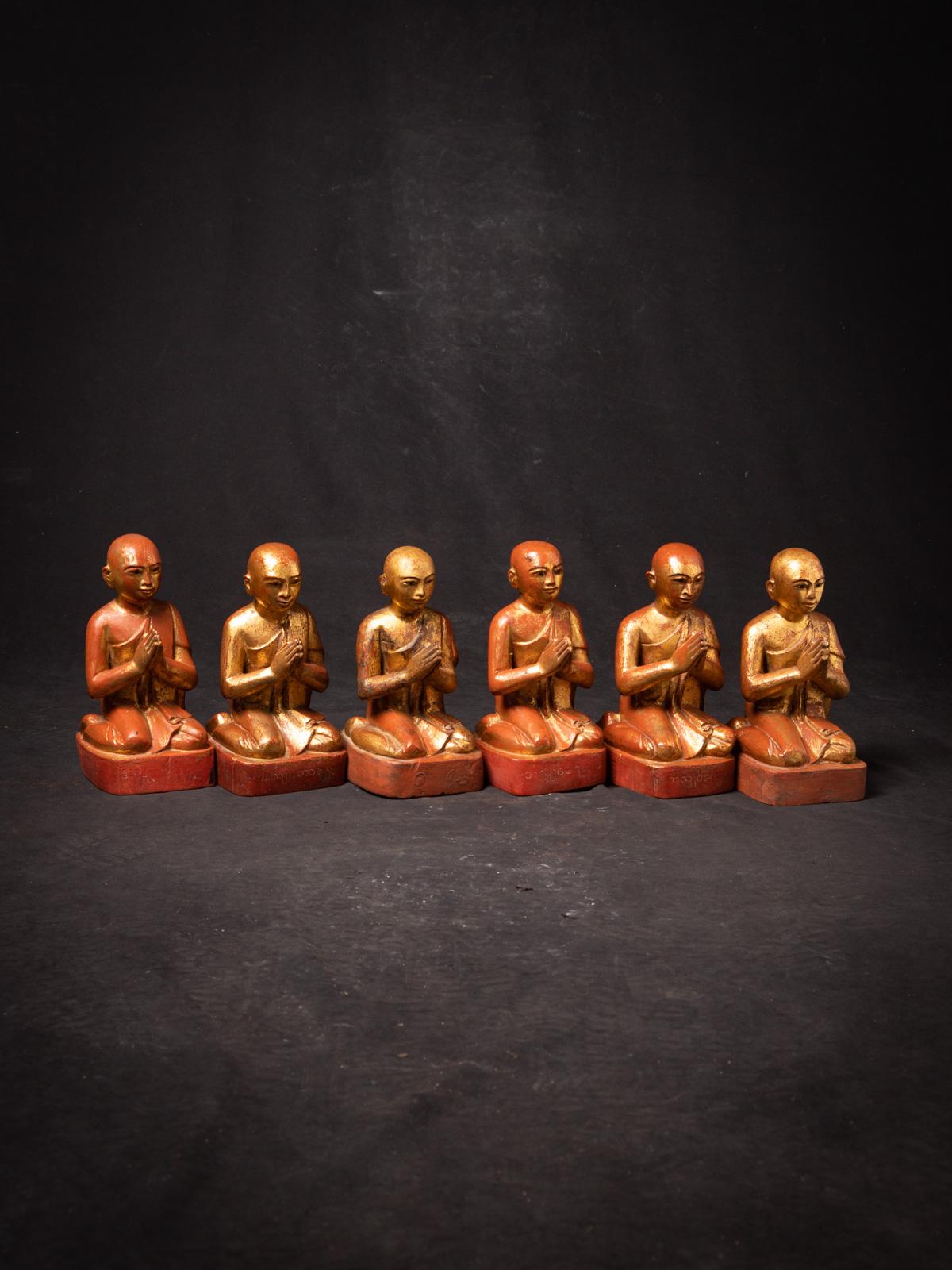 19th century set of 6 antique wooden Burmese Monk statues in Namaskara Mudra For Sale 2