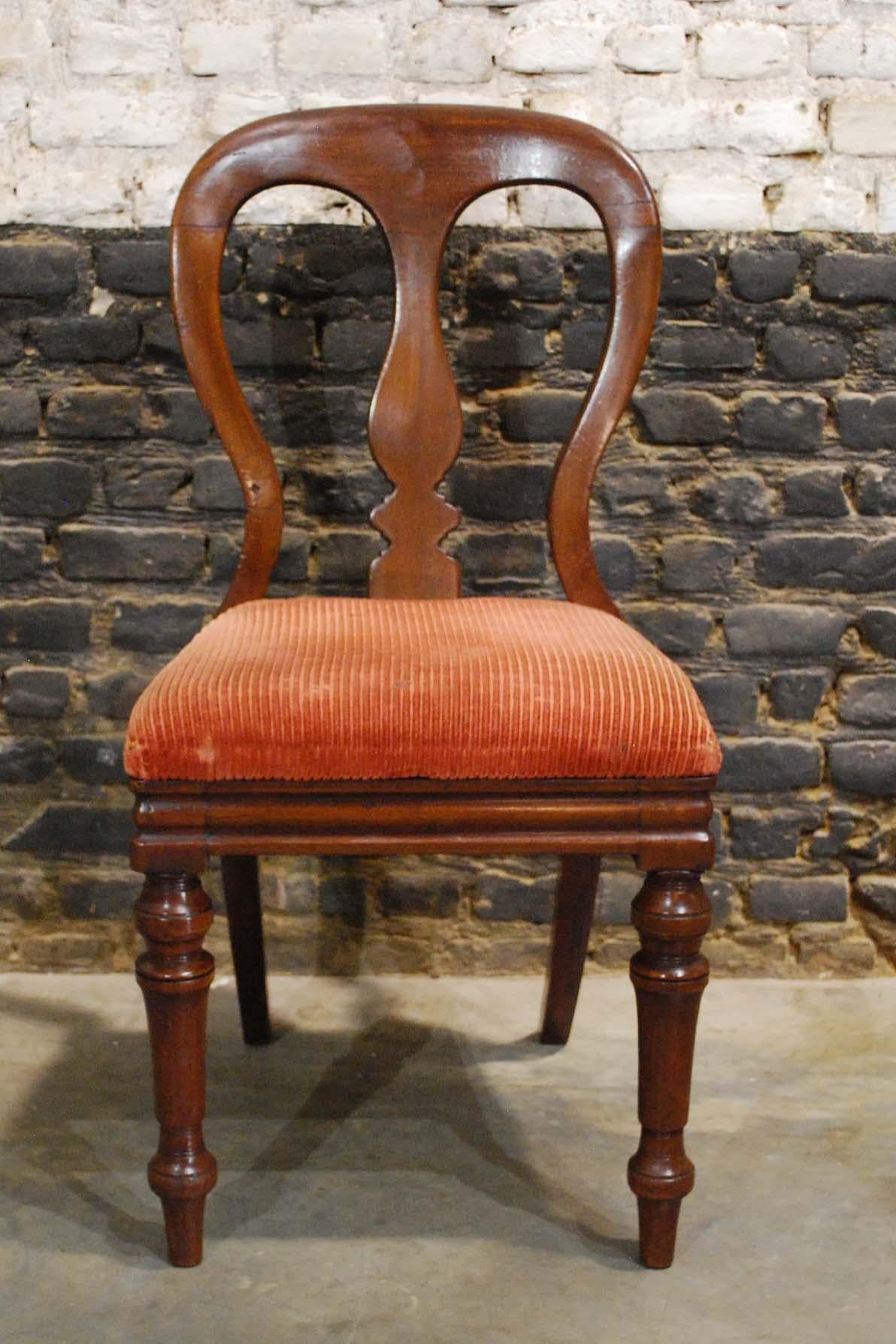 19th Century Set of 6 English Victorian Mahogany Dining Chairs by James Reilly For Sale 1
