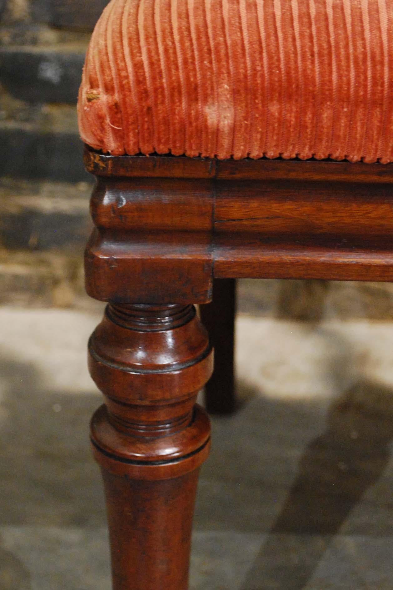 19th Century Set of 6 English Victorian Mahogany Dining Chairs by James Reilly For Sale 2