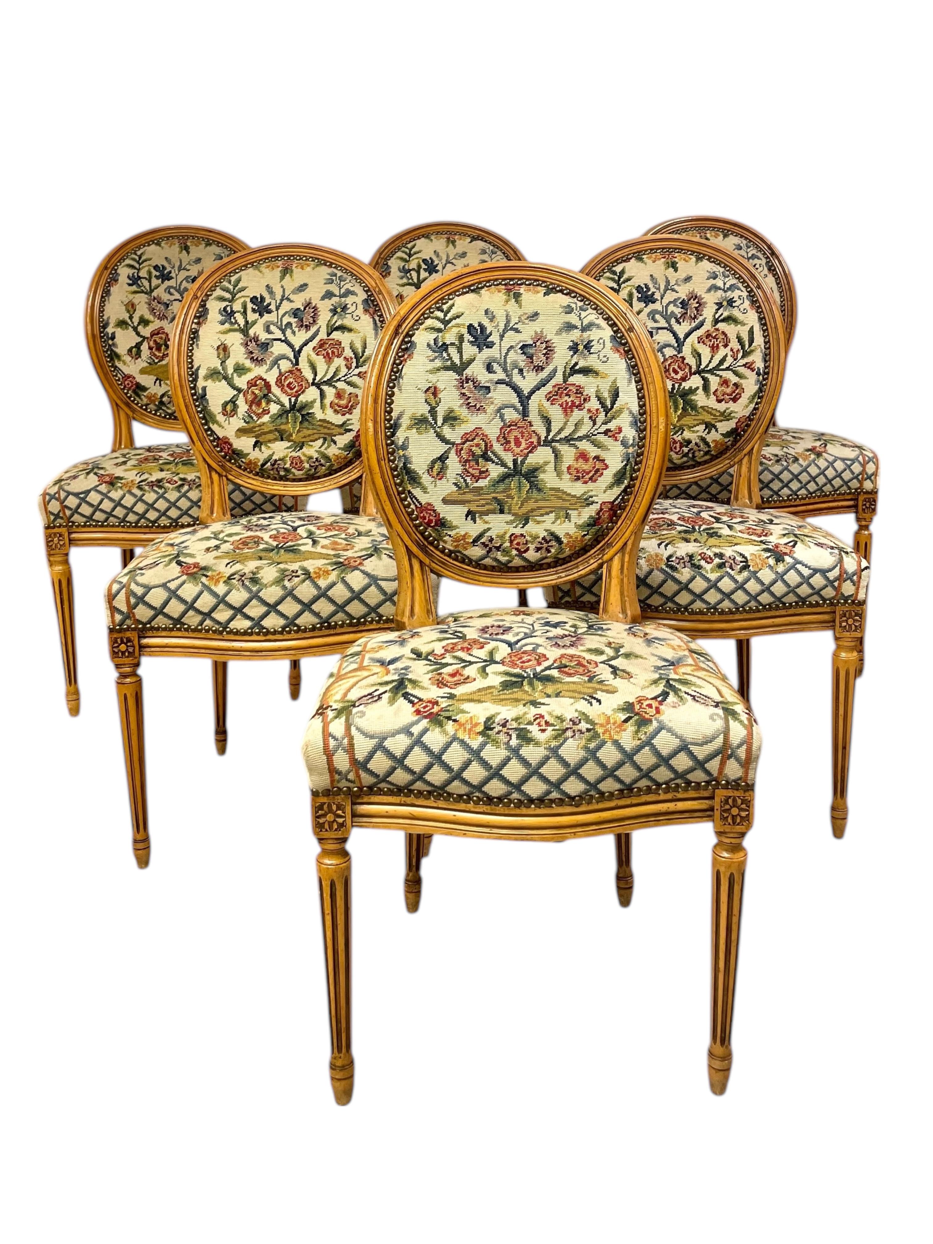 Set di 6 sedie da pranzo Luigi XVI del XIX secolo in vendita 8