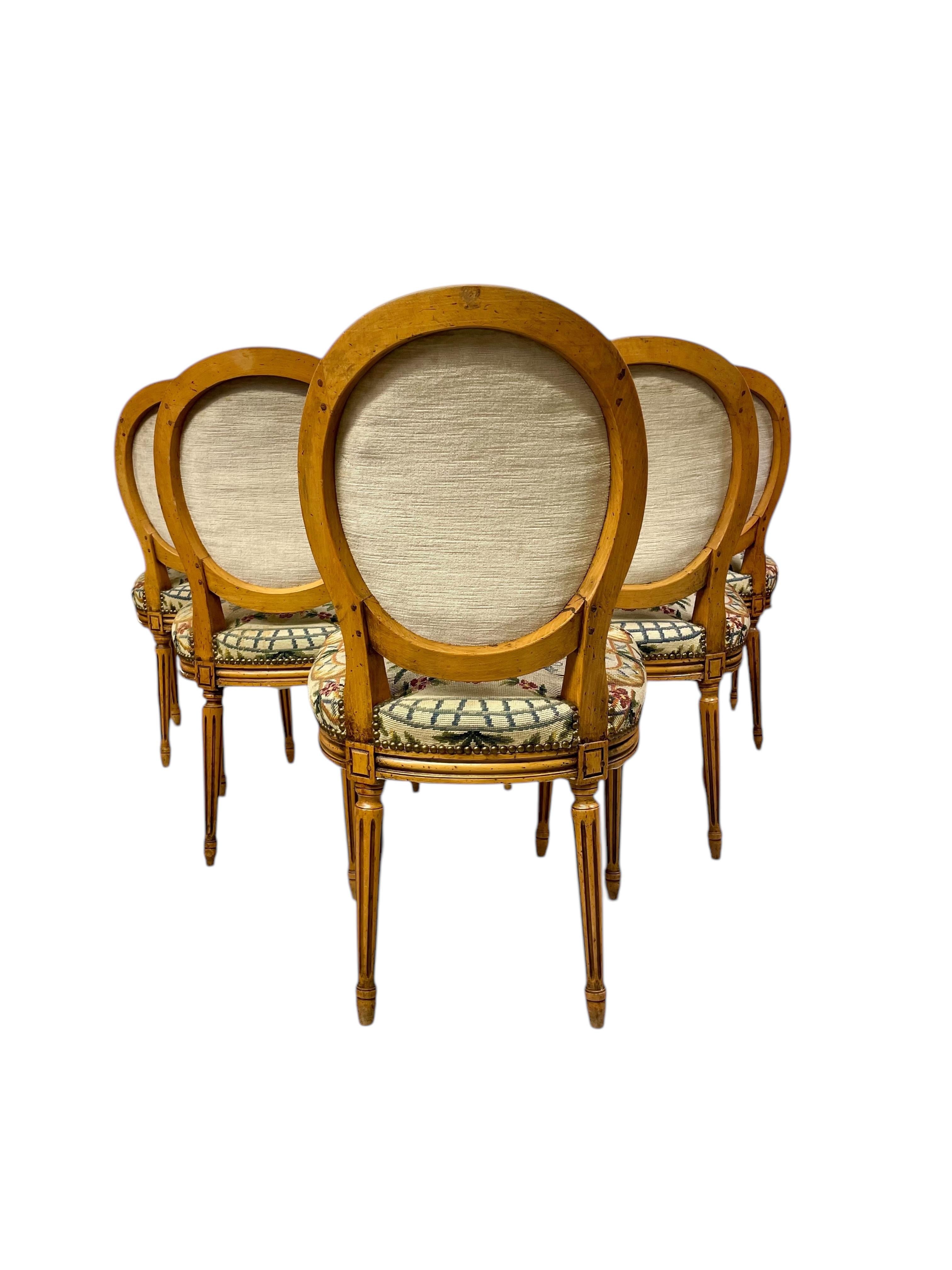 Set di 6 sedie da pranzo Luigi XVI del XIX secolo in vendita 9