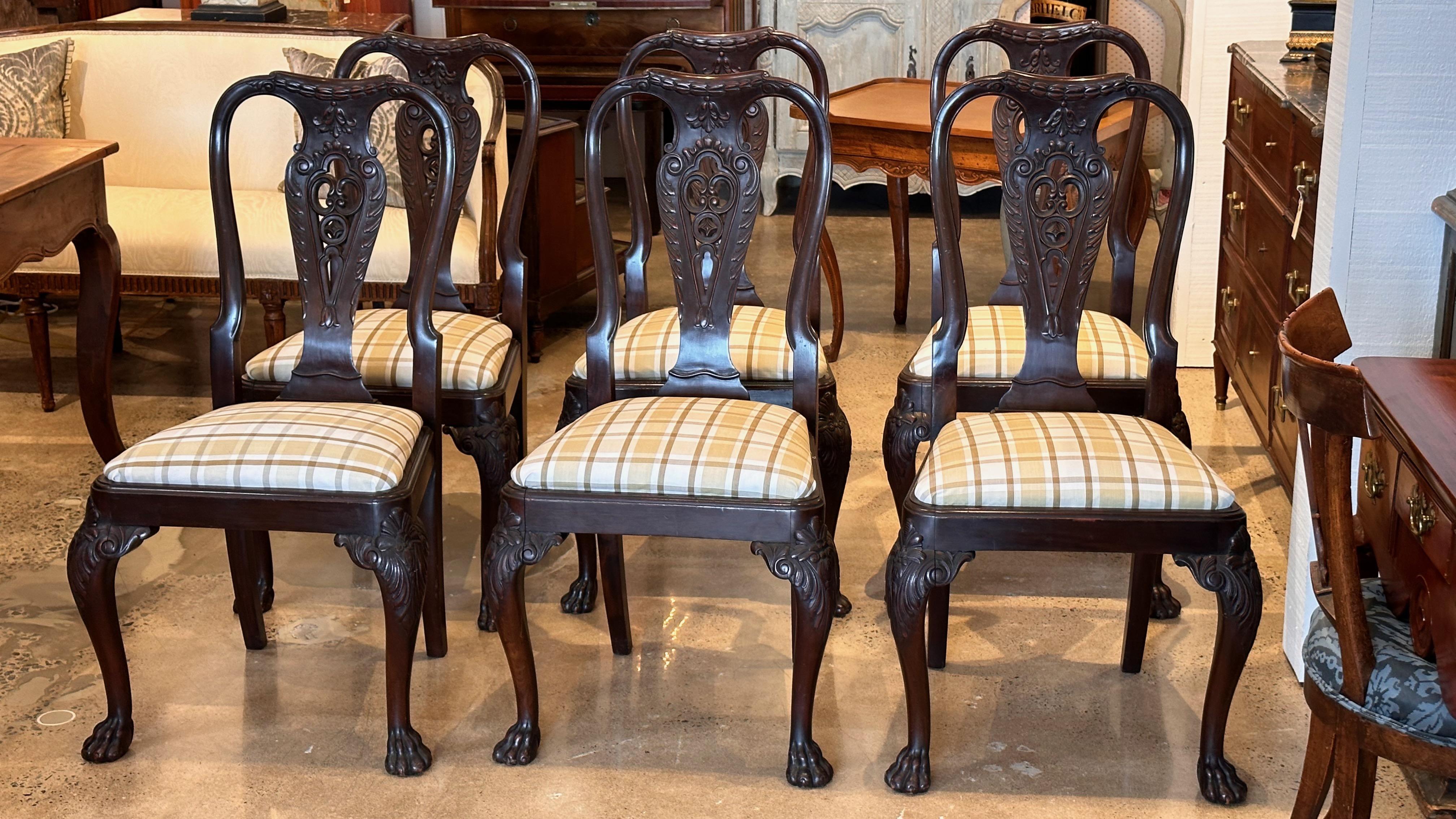 Satz von 6 Mahagoni-Stühlen aus dem 19. Jahrhundert im Zustand „Gut“ im Angebot in Charlottesville, VA