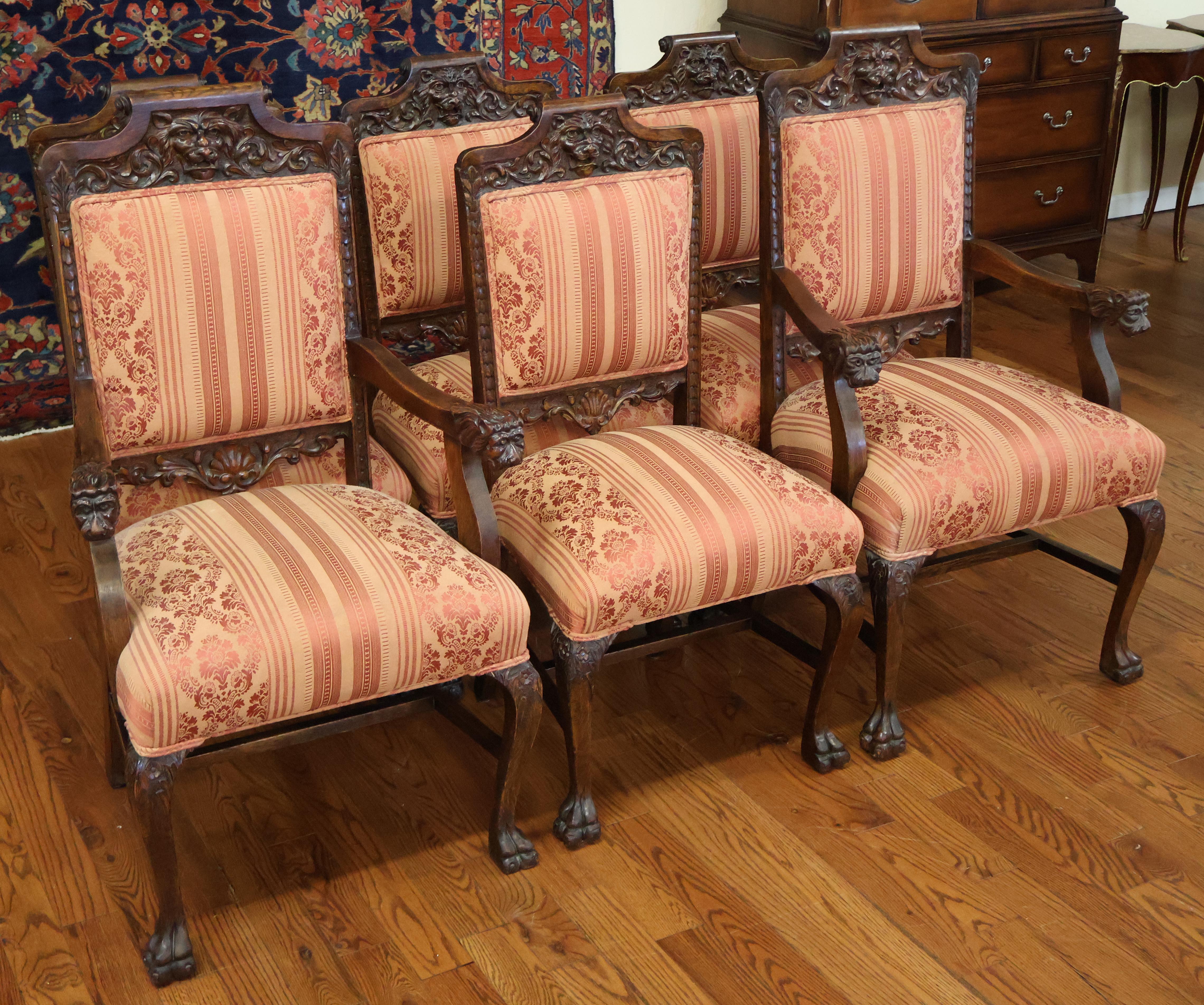 Vittoriano Set di 6 sedie da pranzo intagliate in stile rinascimentale in Oak Tiger del 19° secolo in vendita