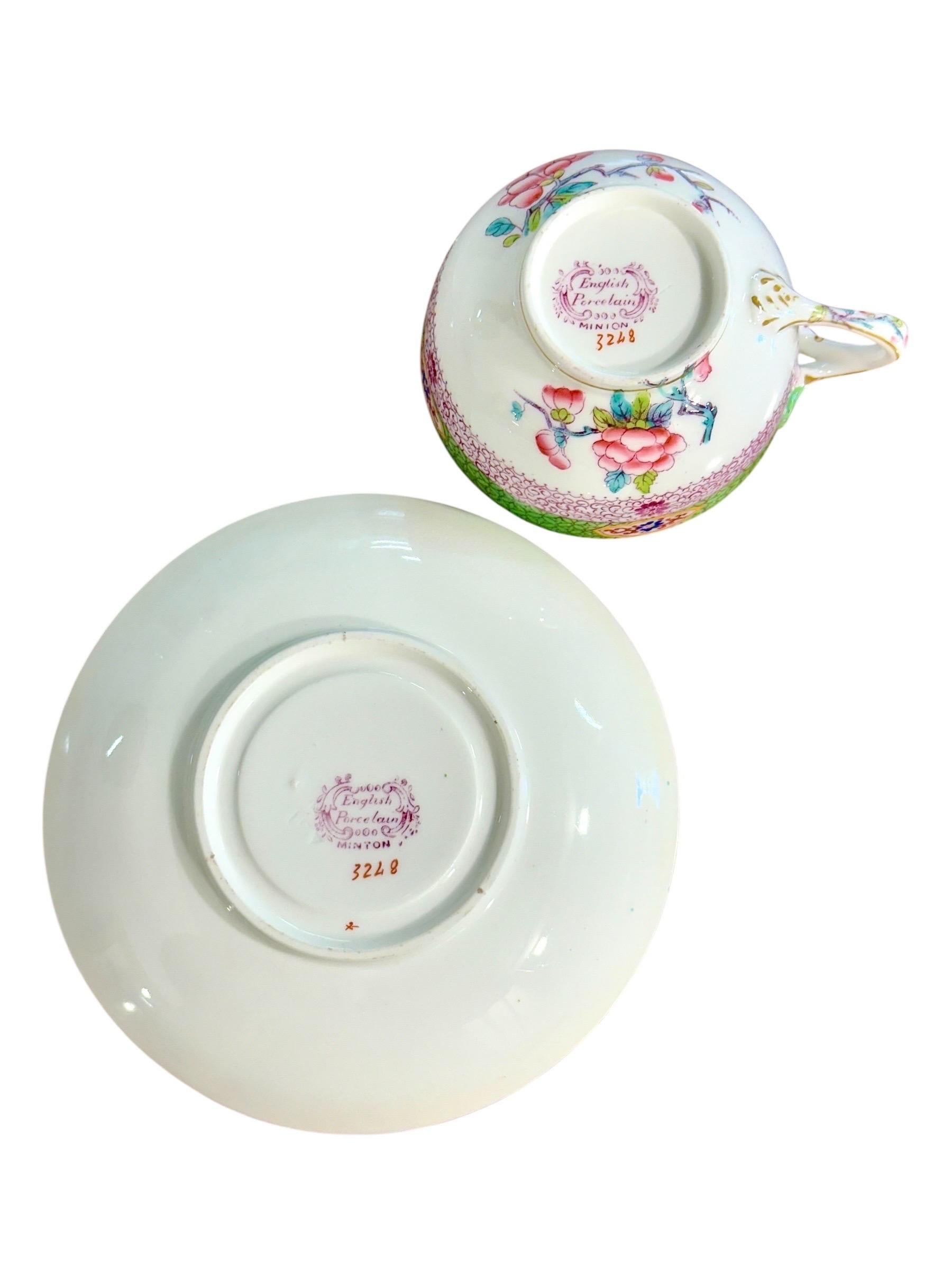19. Jahrhundert Satz von 7 englischen Porzellan Teetassen und Untertassen, 6 signiert Minton im Angebot 1