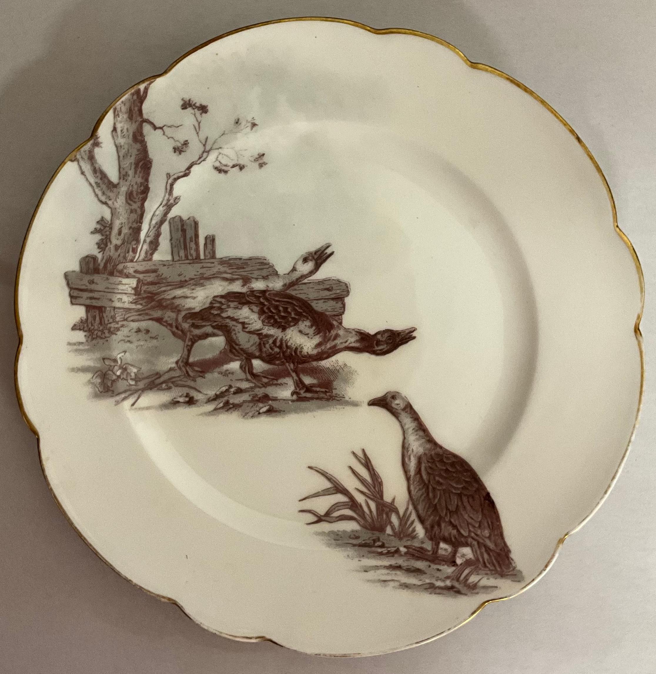 Mouvement esthétique Ensemble de 8 assiettes à dessert françaises de Limoges du 19ème siècle, lapins, oiseaux et pins en vente