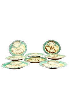 Set di 8 piatti da ostrica in maiolica Longchamps del XIX secolo