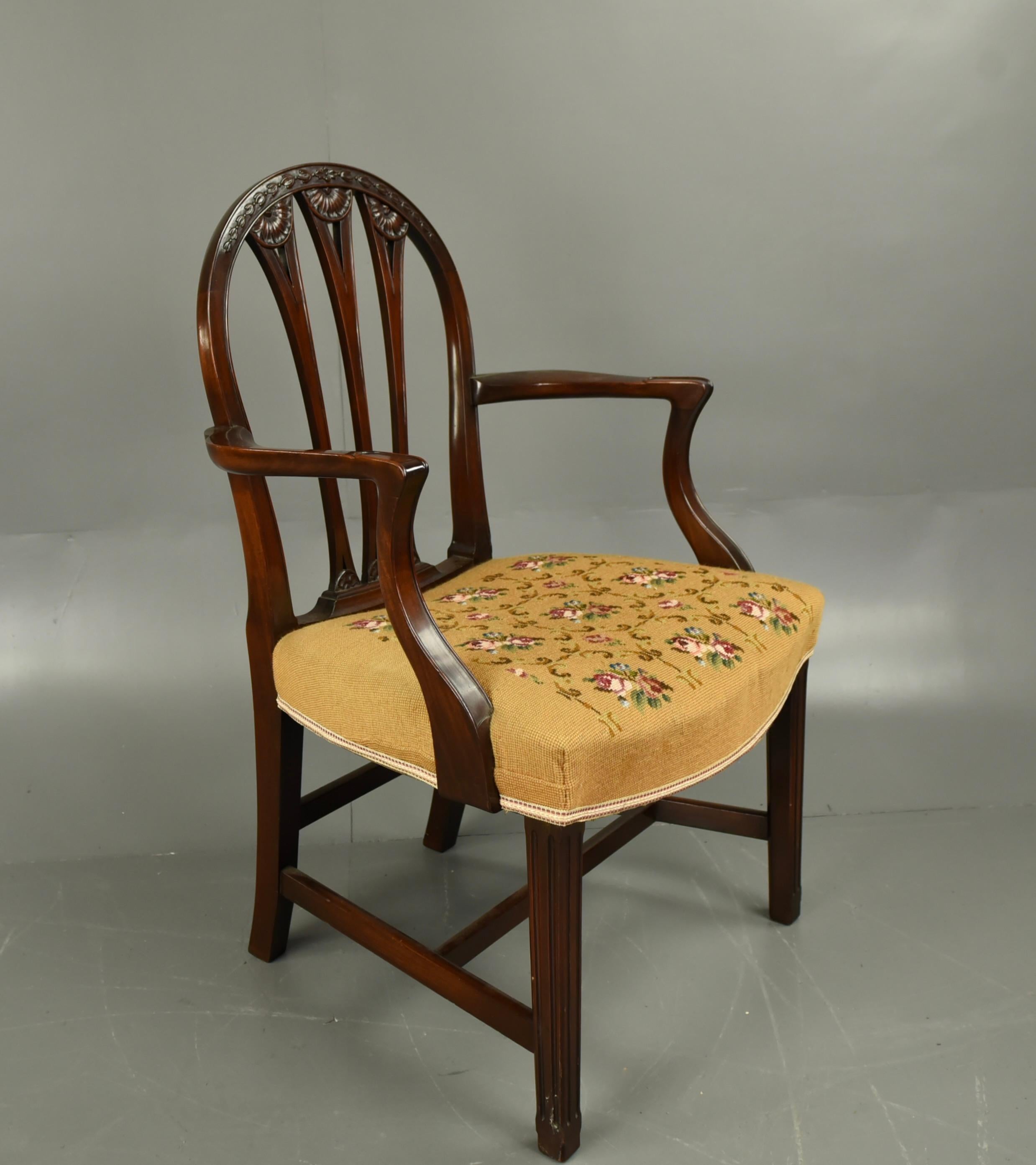 Mahogany 19th century set of 8 mahogany Hepplewhite style dining chairs For Sale