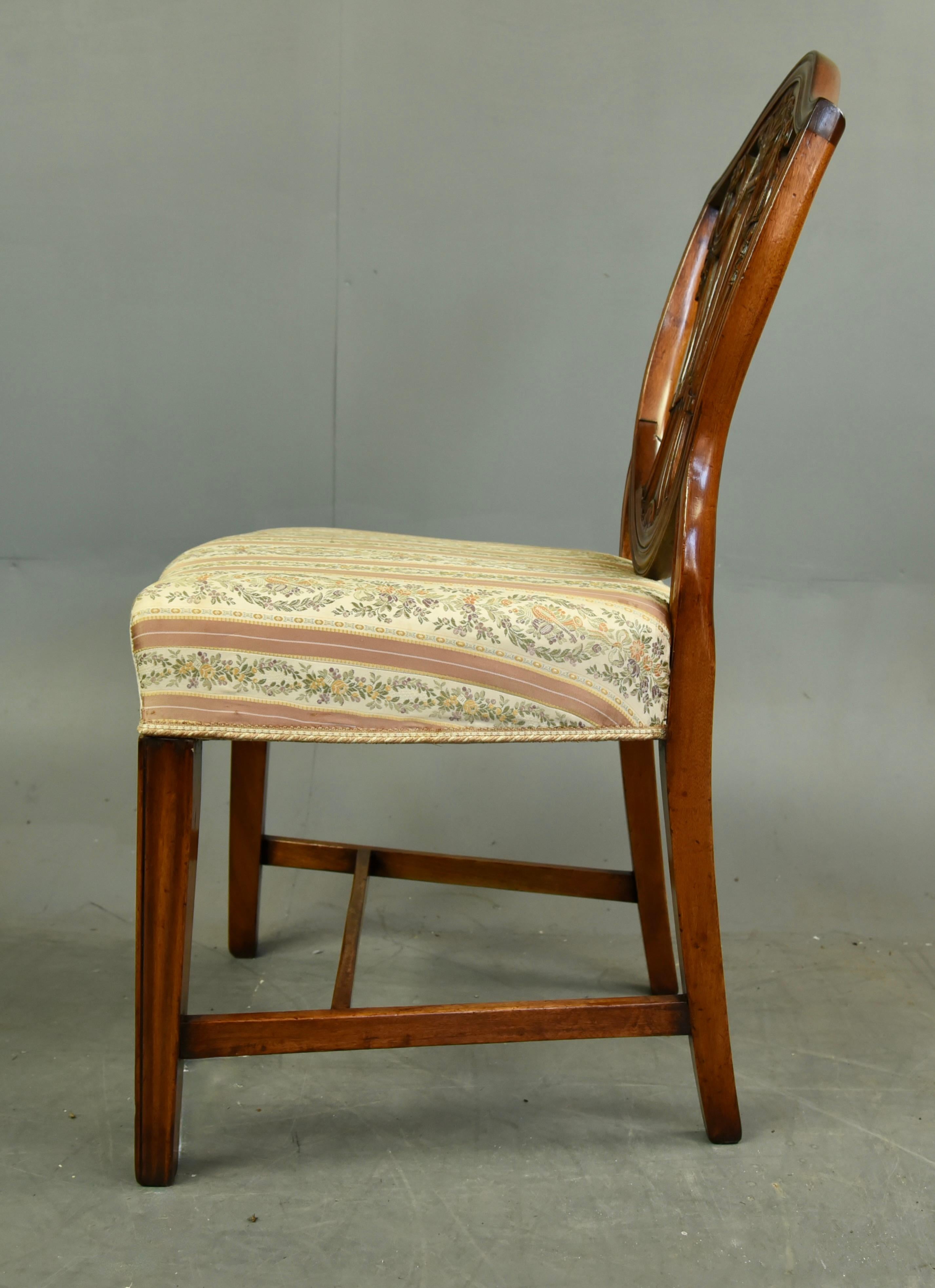 Early 19th Century 19th century set of eight Georgian Hepplewhite dining chairs 