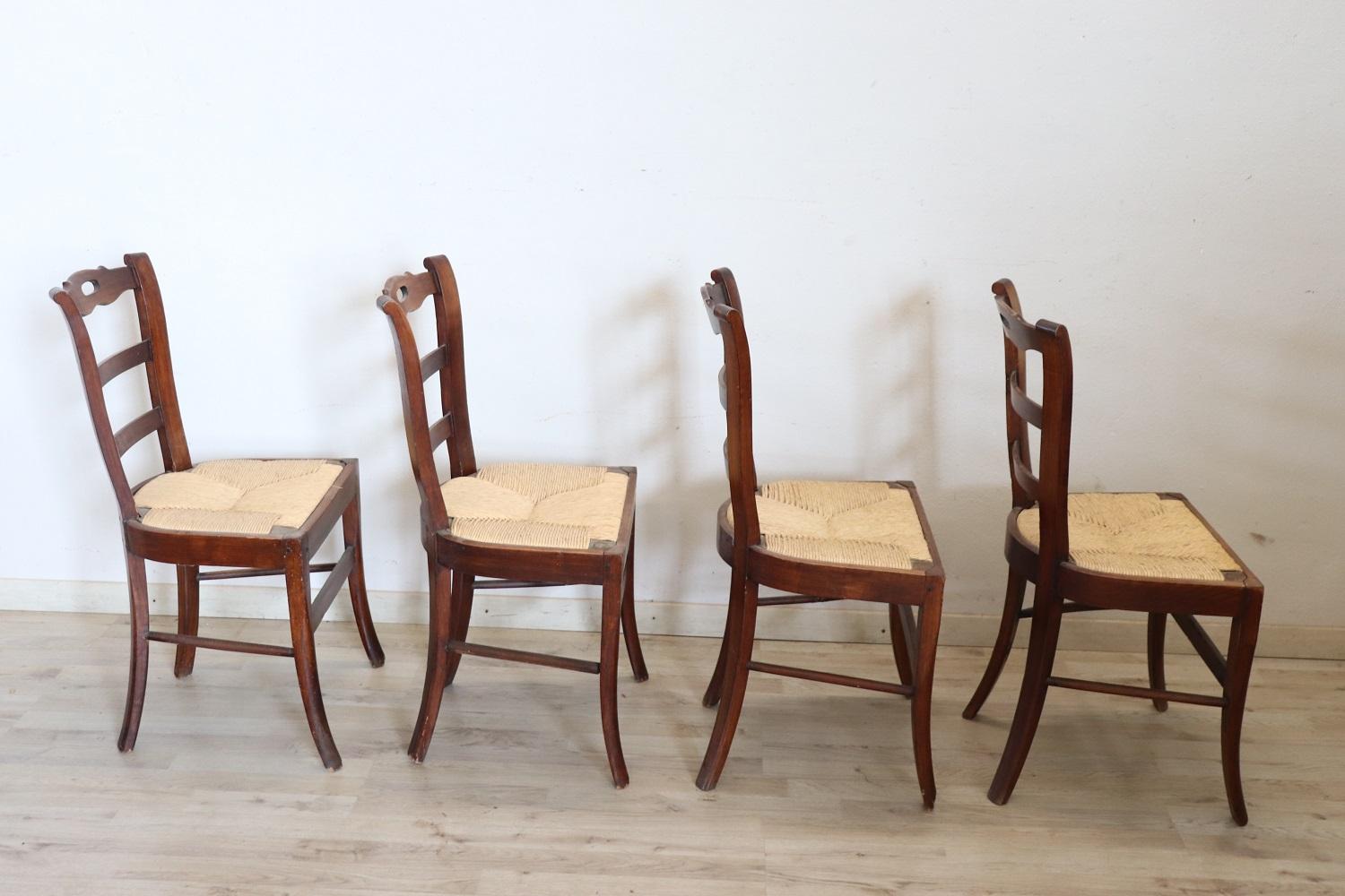 Late 19th Century 19th Century Set of Four Antique Chairs in Cherry Wood with Straw Seat For Sale