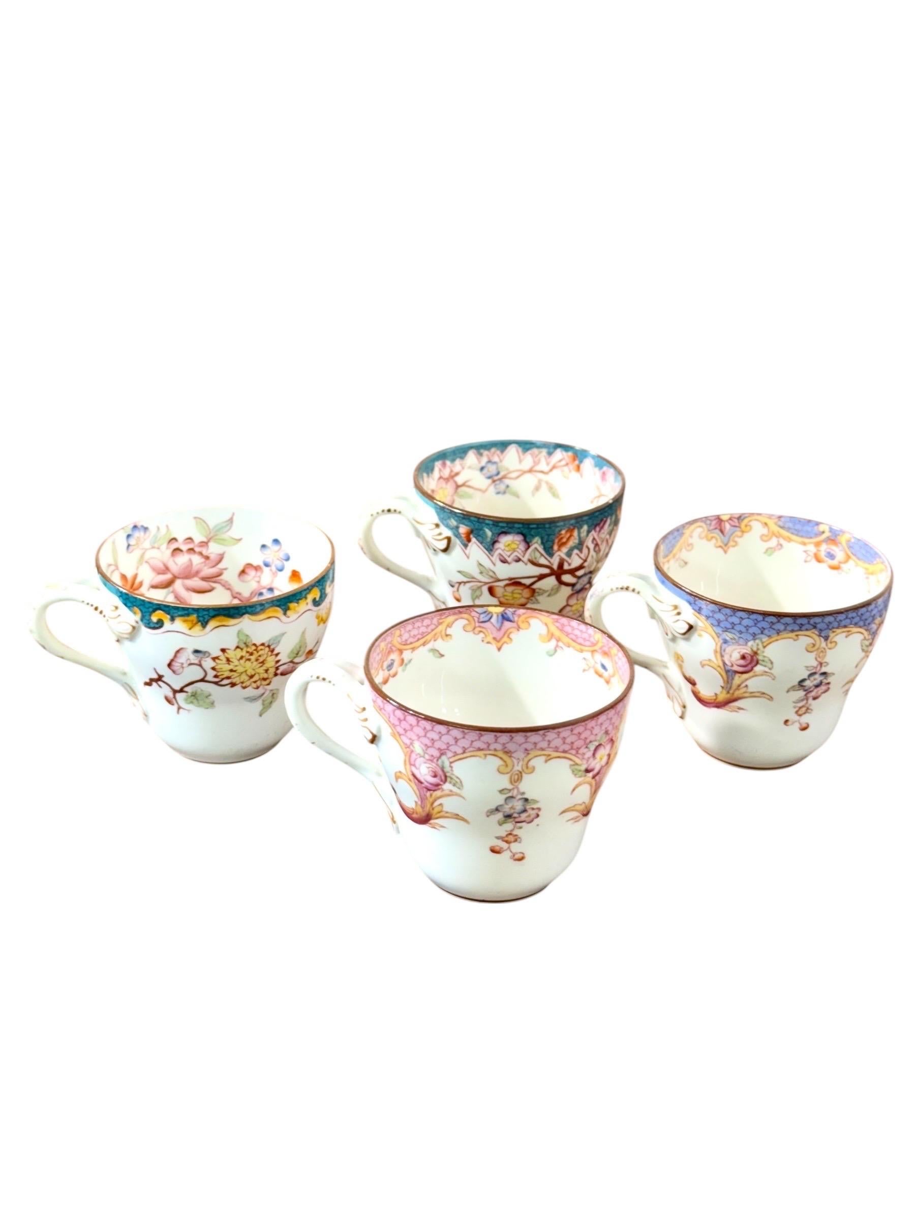 Set di quattro tazze e piattini demitasse policromi Samson Paris del XIX secolo in vendita 8