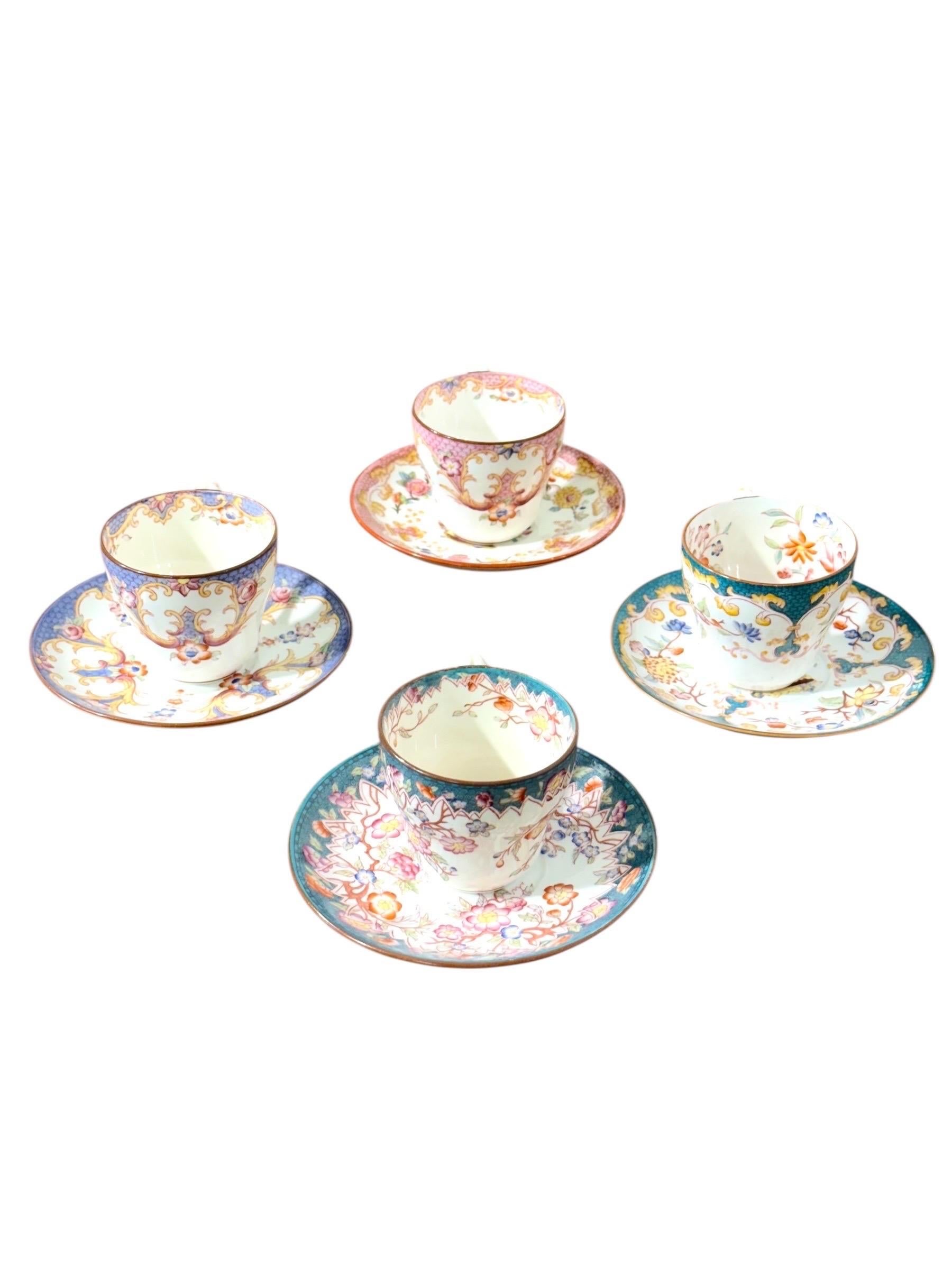 Set di quattro tazze e piattini demitasse policromi Samson Paris del XIX secolo in vendita 9