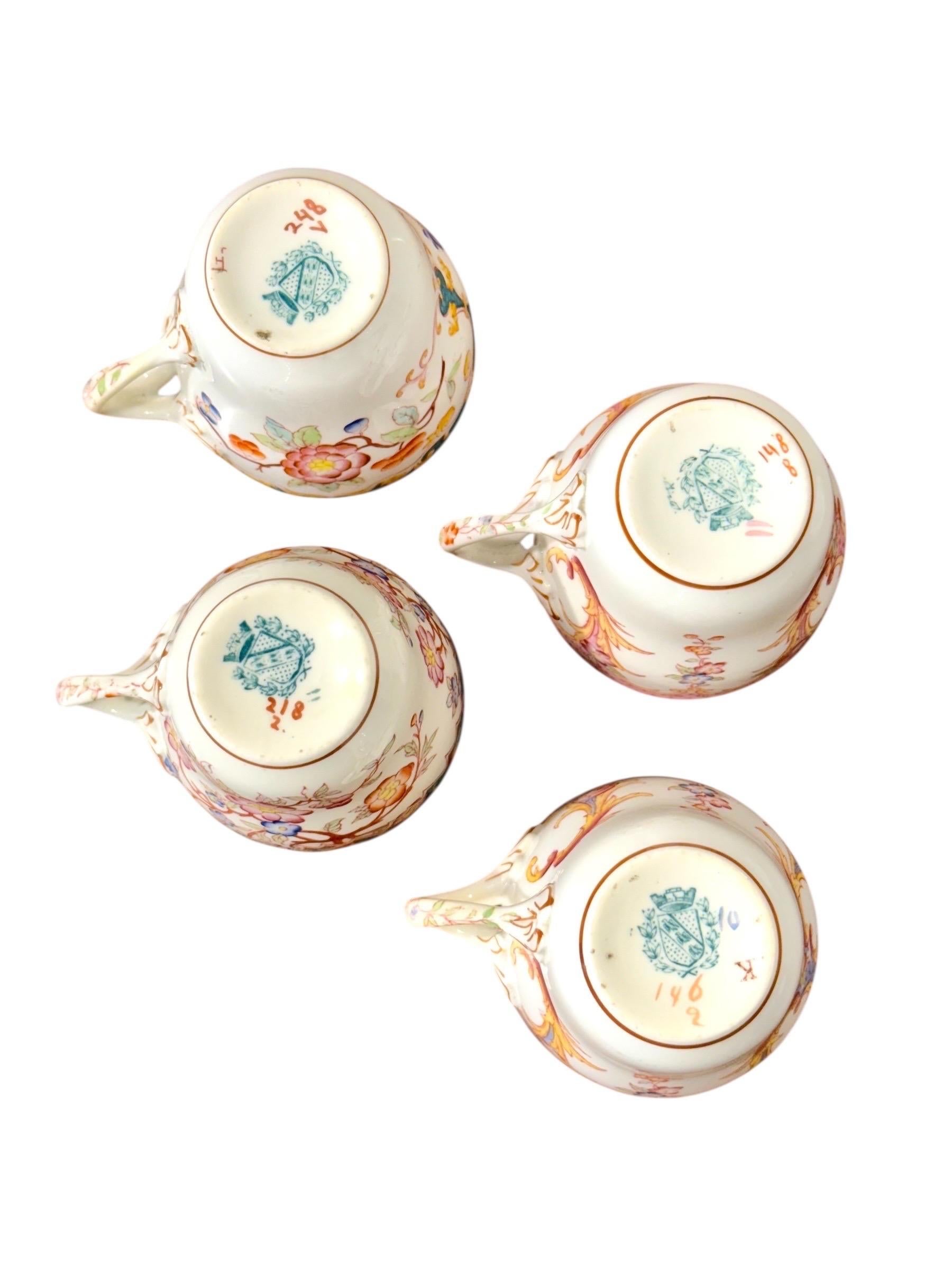Set di quattro tazze e piattini demitasse policromi Samson Paris del XIX secolo in vendita 13