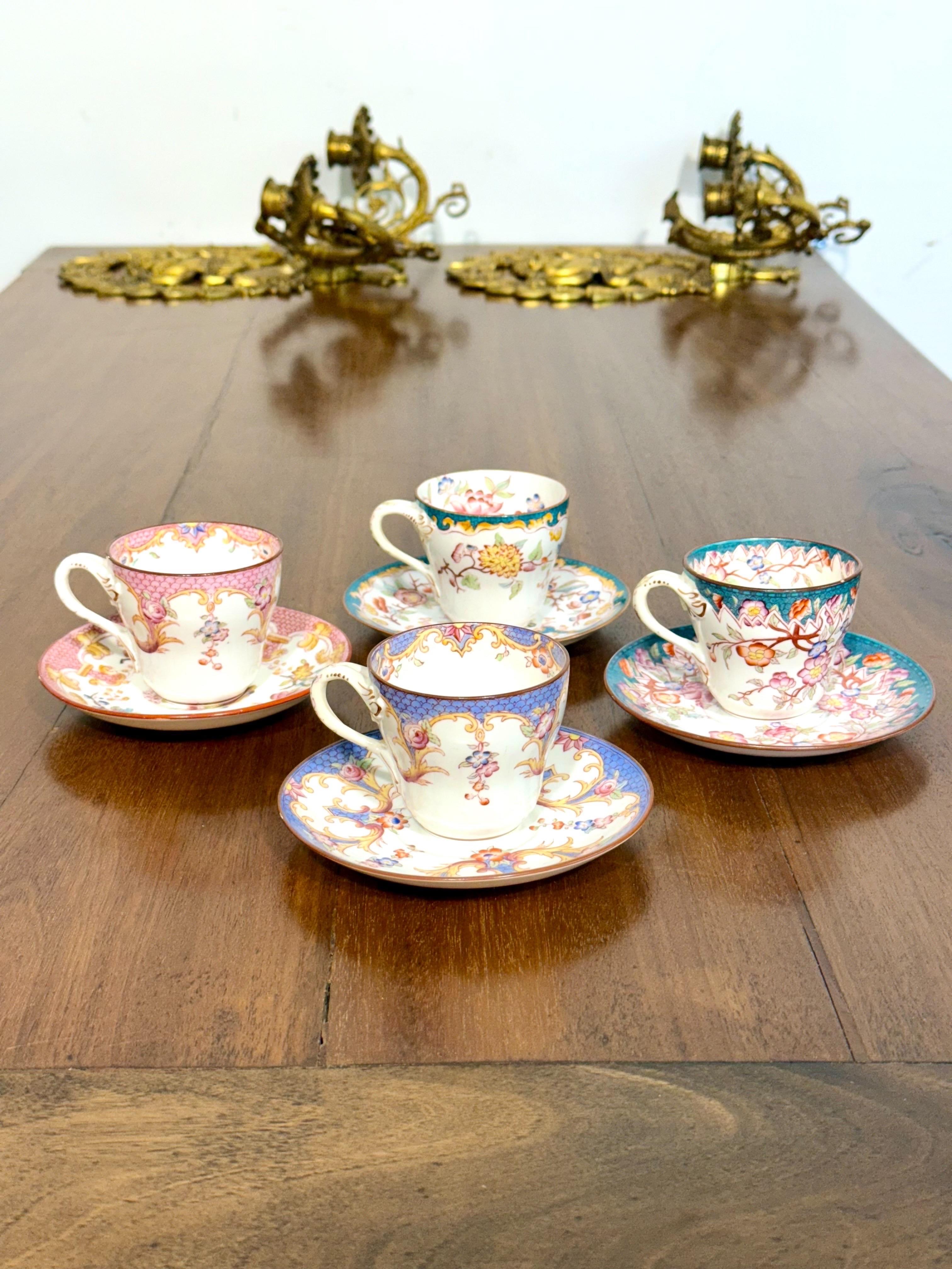 Set di quattro tazze e piattini demitasse policromi Samson Paris del XIX secolo in vendita 14
