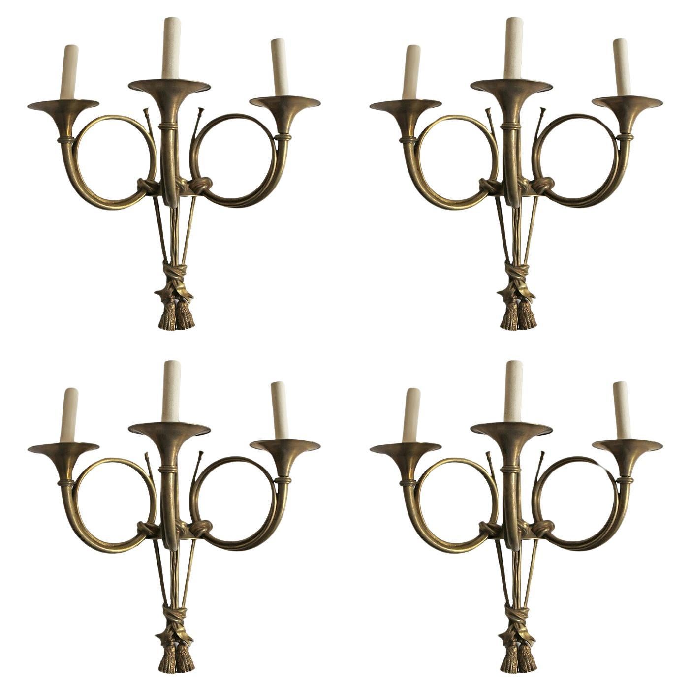 Ensemble de quatre lampes murales à trompette du XIXe siècle