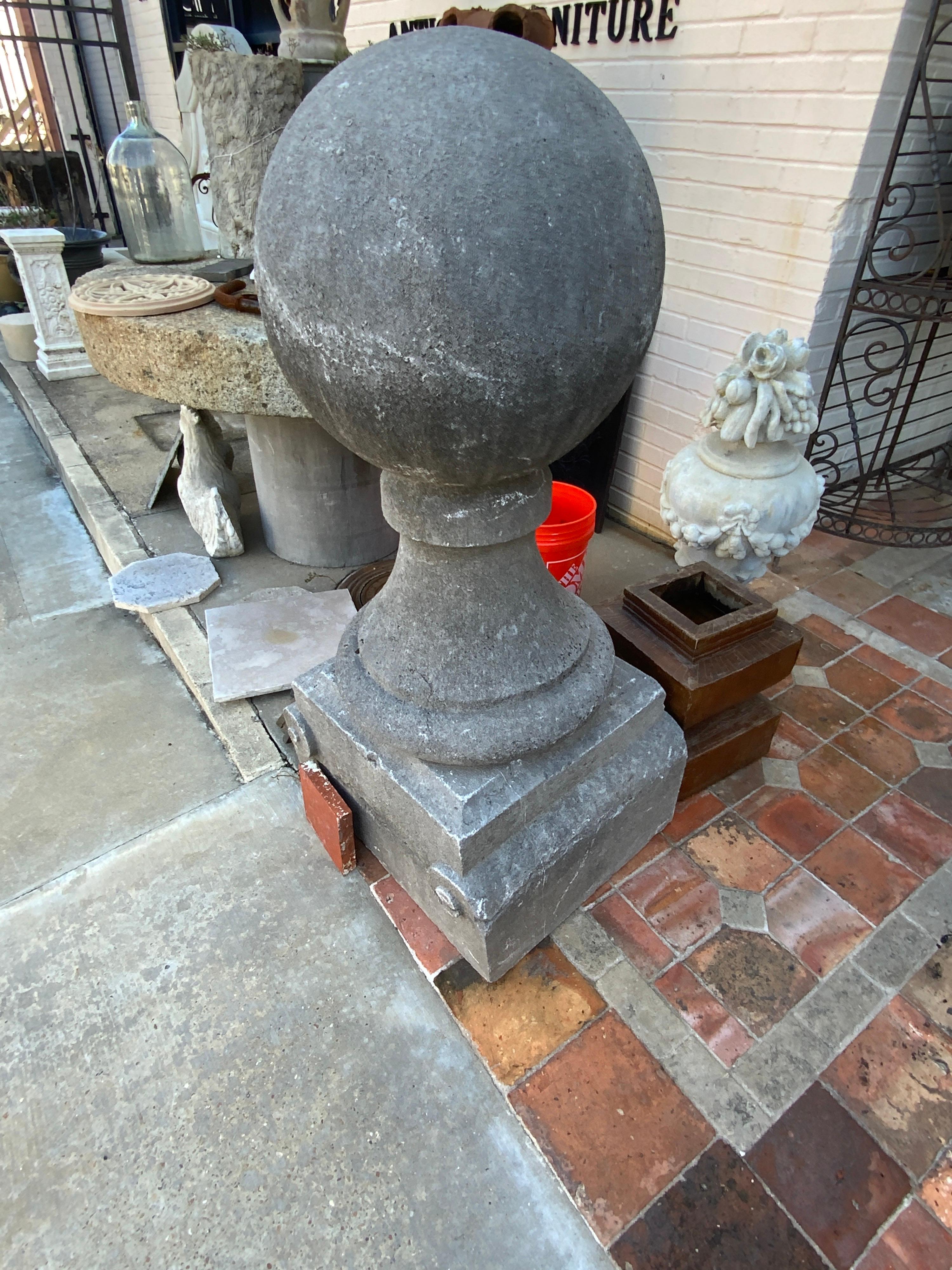 Gorgeous set of large finials composed of Belgium Bluestone. These items are sold as a set of 2. Origin; Belgium.