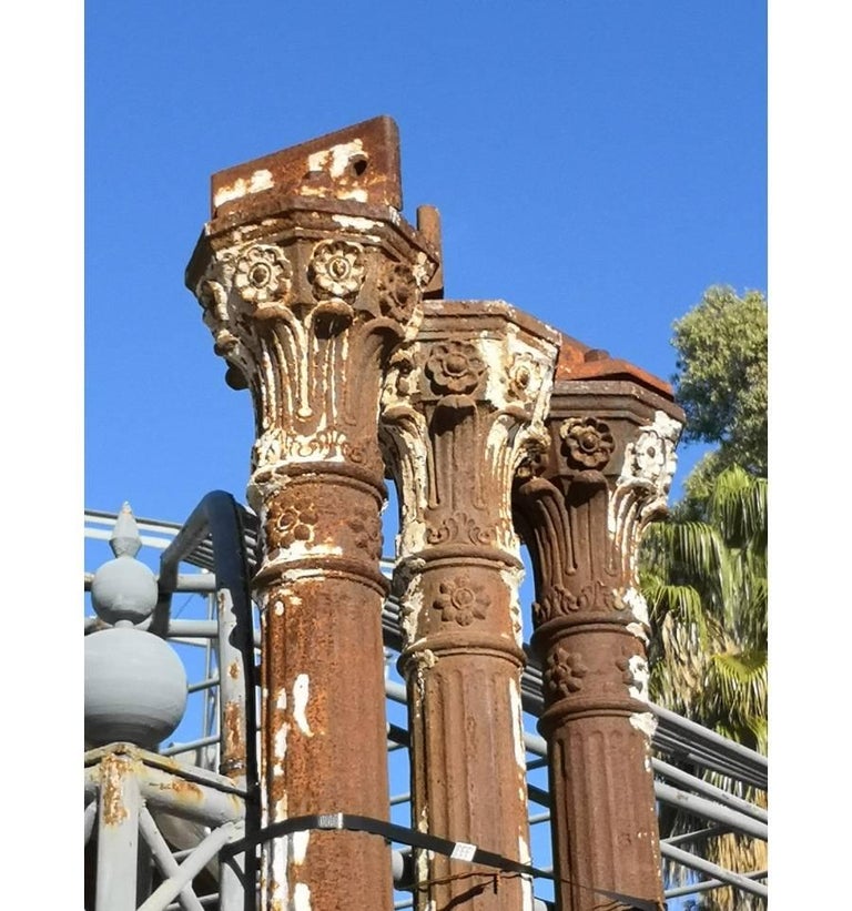 19th Century Set of Seven Cast Iron Columns For Sale at 1stdibs