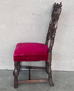 Set di sei sedie francesi del XIX secolo in legno di noce intagliato e tornito con seduta in velluto