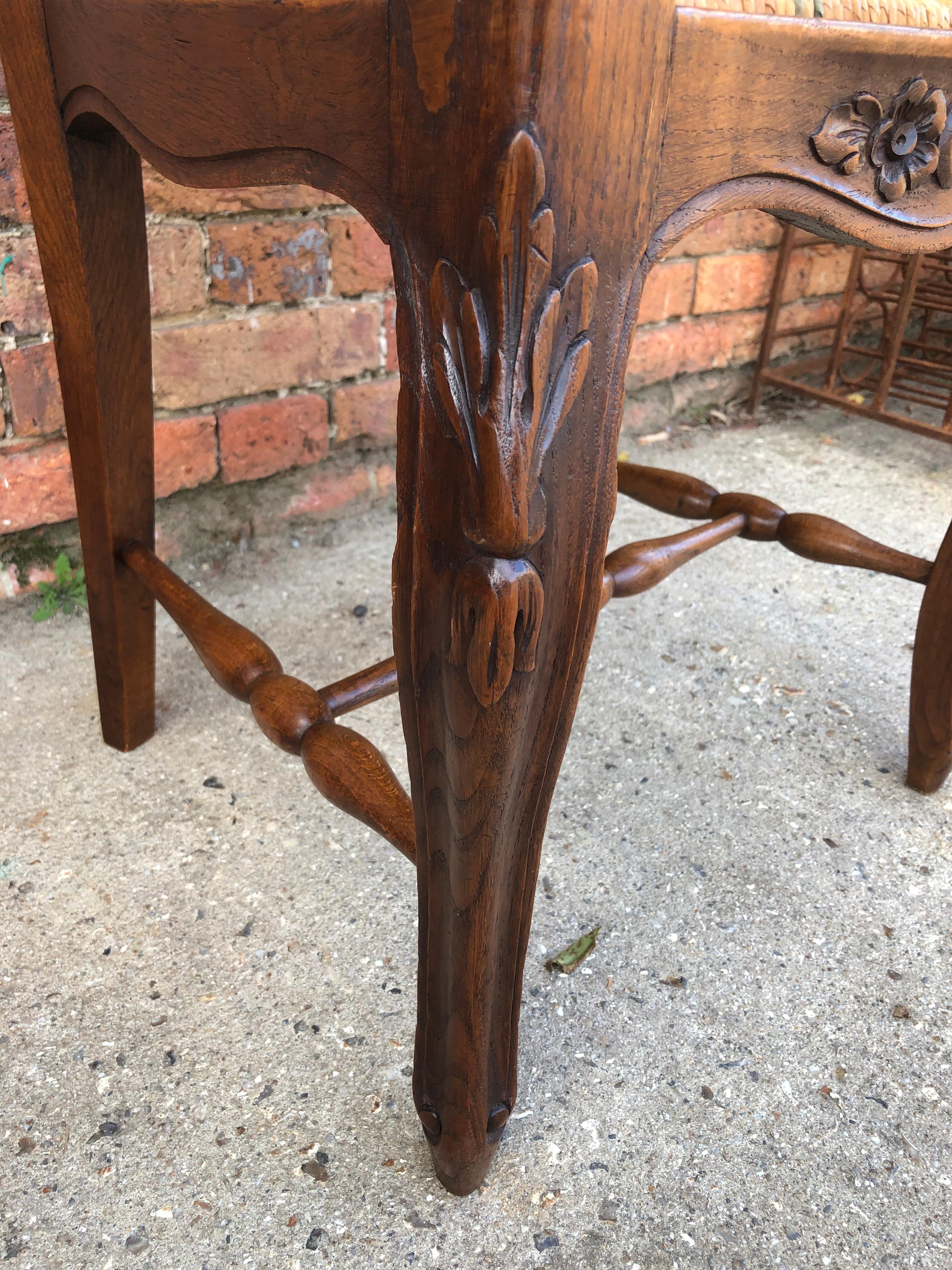 19th Century Set of Six French Farmhouse Dining Chairs In Good Condition In Bournemouth, GB