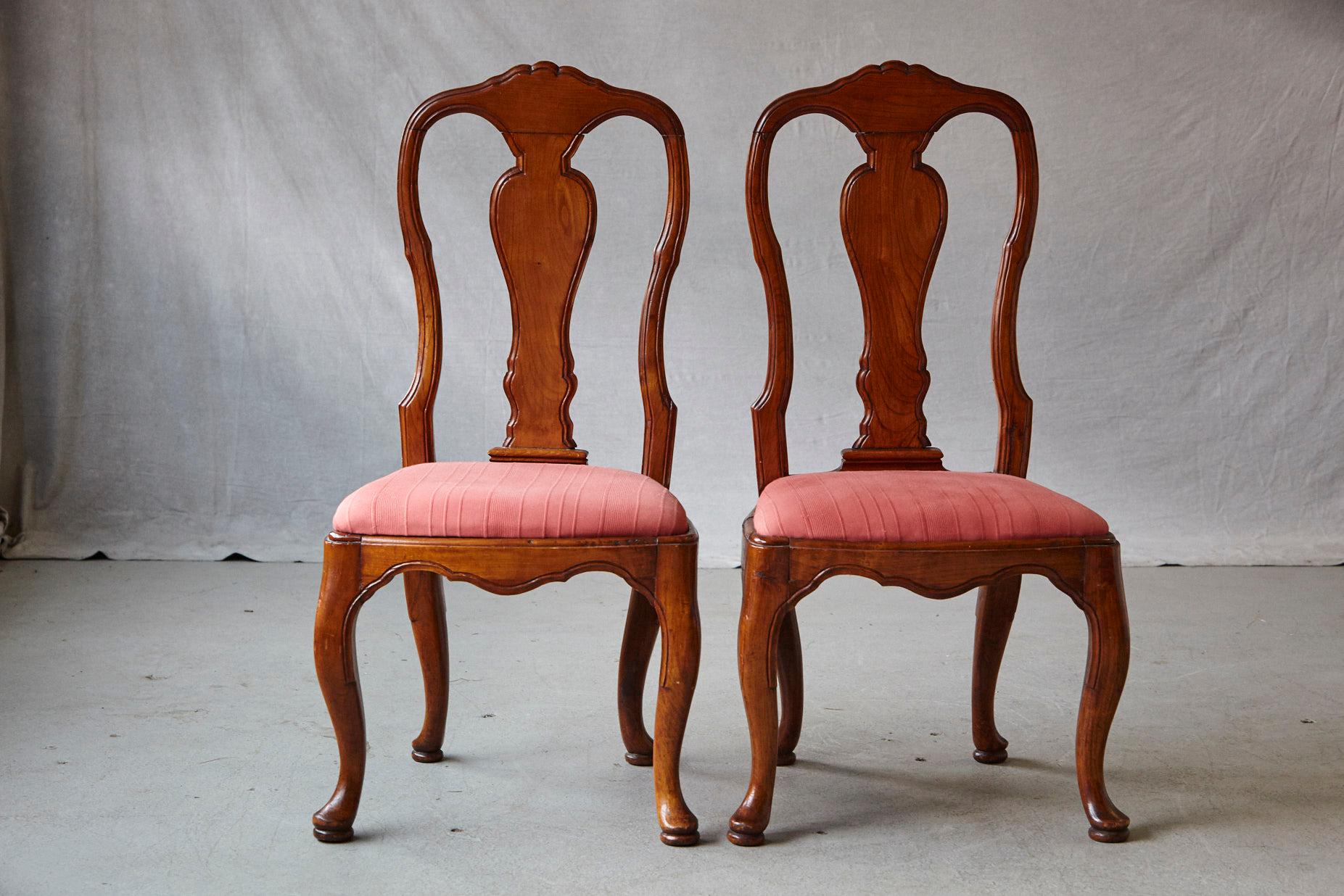 19th Century Set of Six Louis XIV French Country Style Carved Walnut Chairs 1