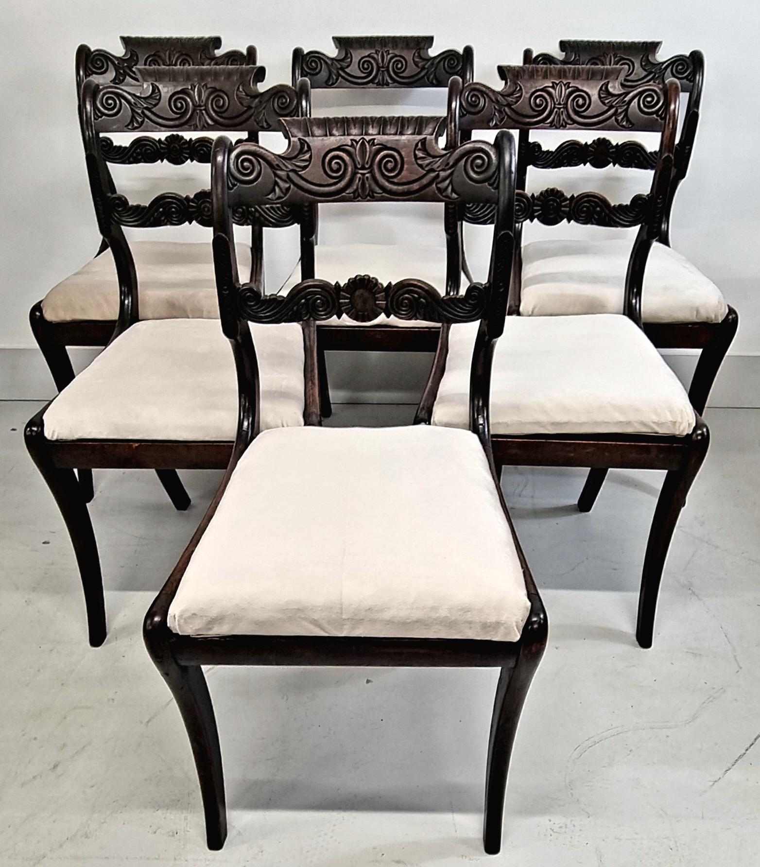 Britannique Ensemble de six chaises de salle à manger anglo-indiennes du 19e siècle de la période Regency en vente