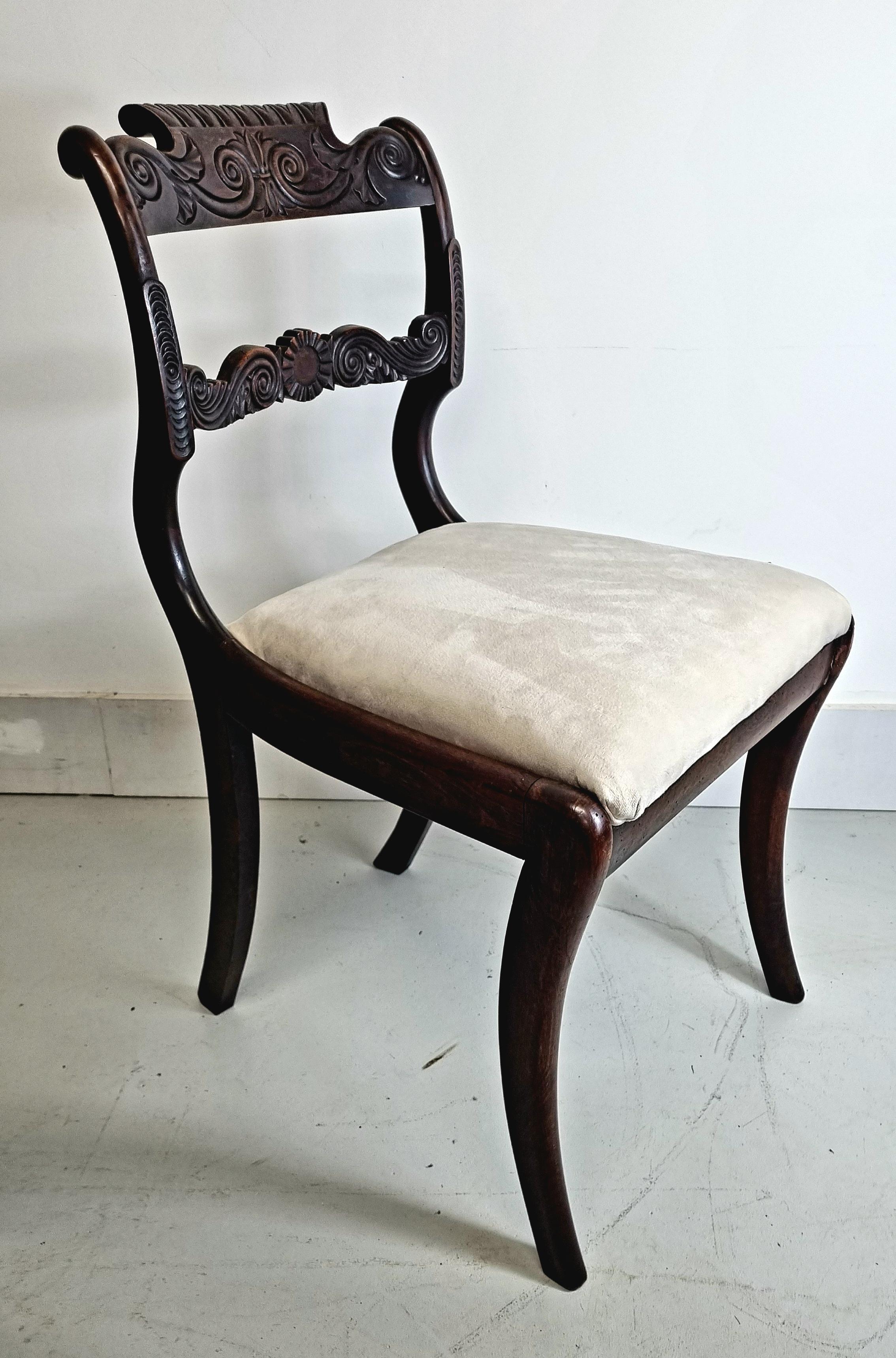 Tissu d'ameublement Ensemble de six chaises de salle à manger anglo-indiennes du 19e siècle de la période Regency en vente
