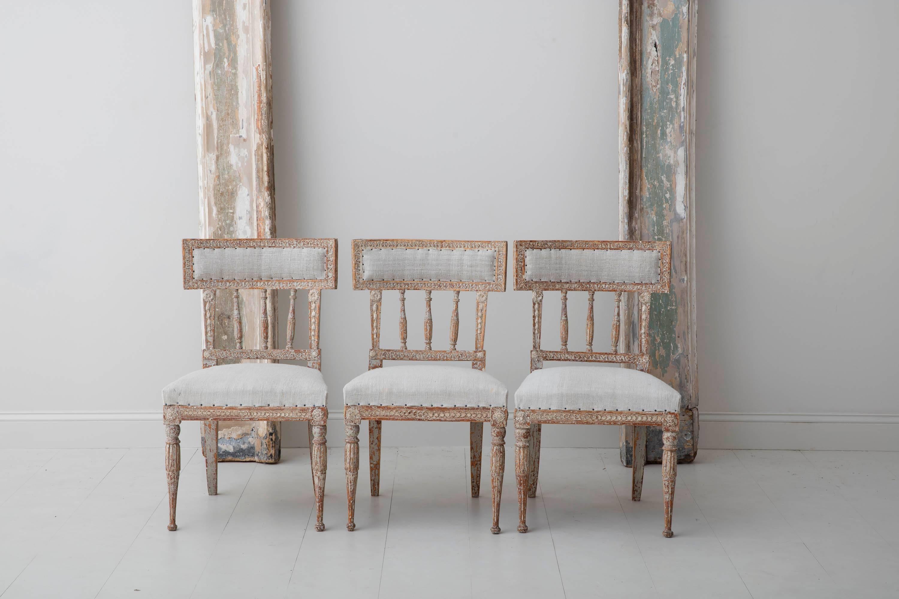 19th Century Set of Six Swedish Gustavian Period Chairs in Original Paint 4