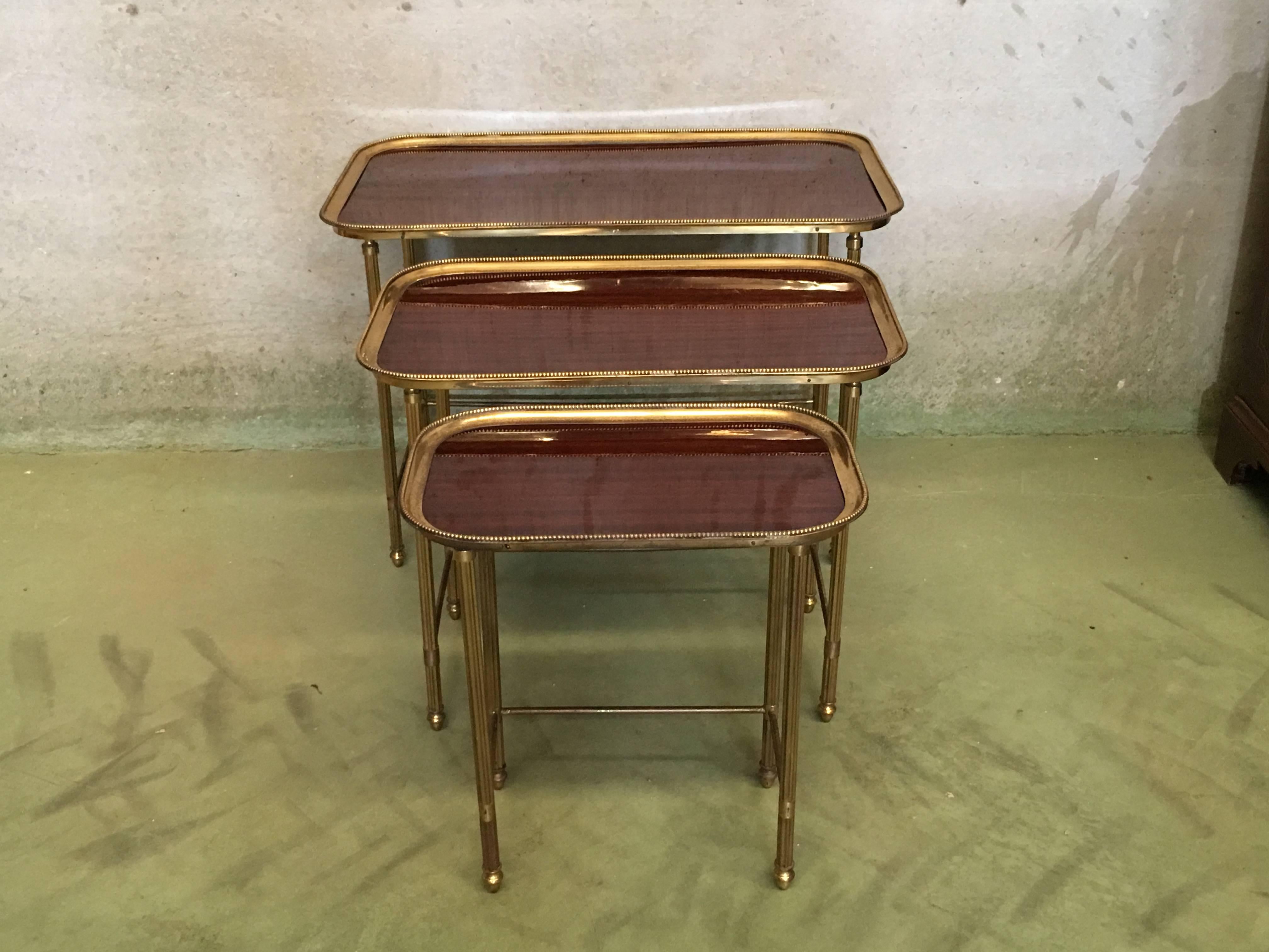 French 19th Century Set of Three Nesting Tables in Brass and Mahogany, France For Sale
