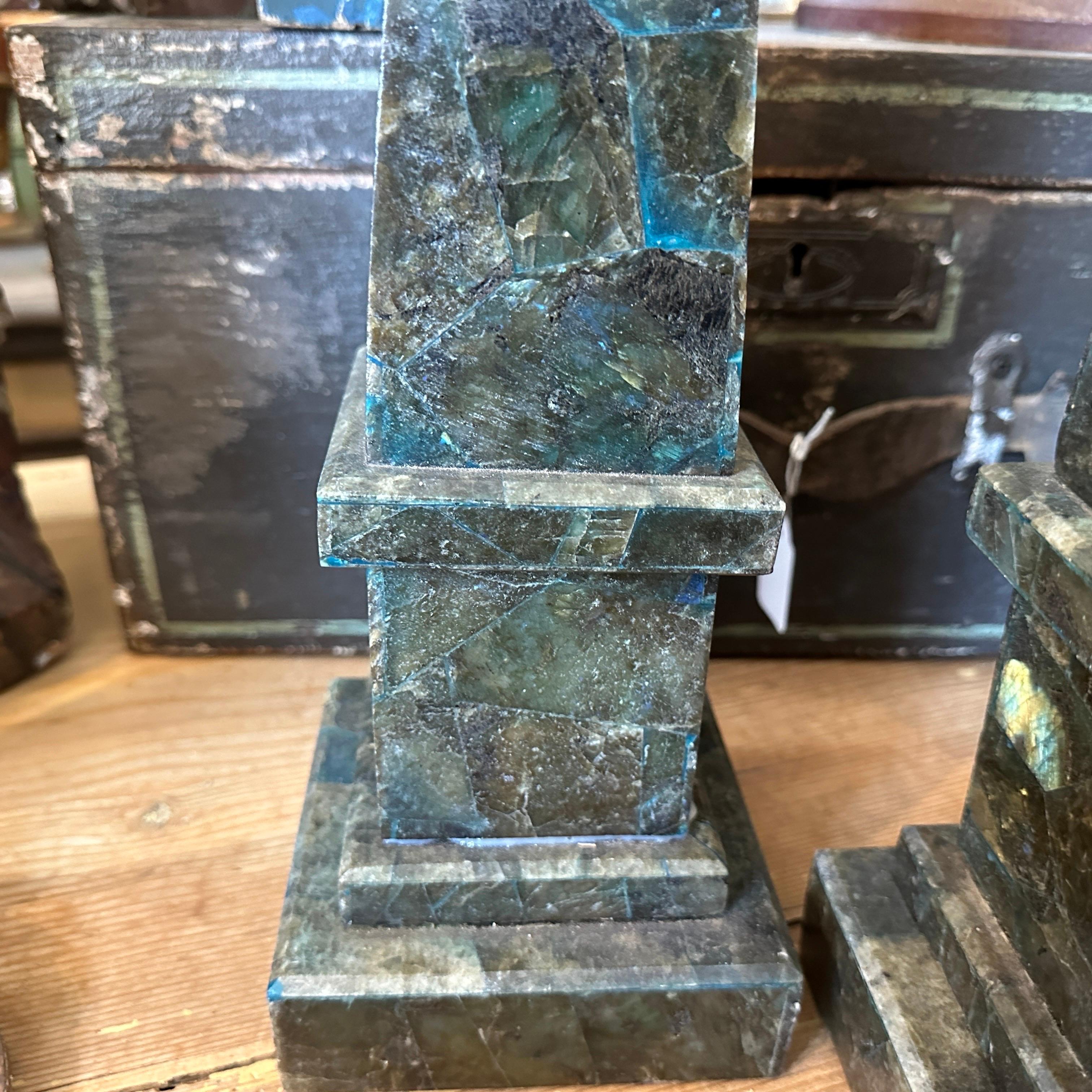 Hand-Crafted 19th Century Set of Two Green Marble and Lapis lazuli Assembled Italian Obelisks For Sale