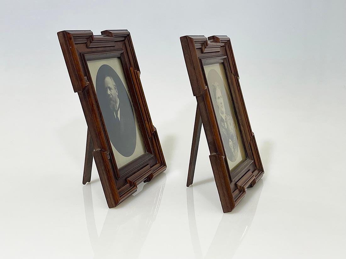 19th Century set of wooden frames with Dutch Royals In Good Condition For Sale In Delft, NL