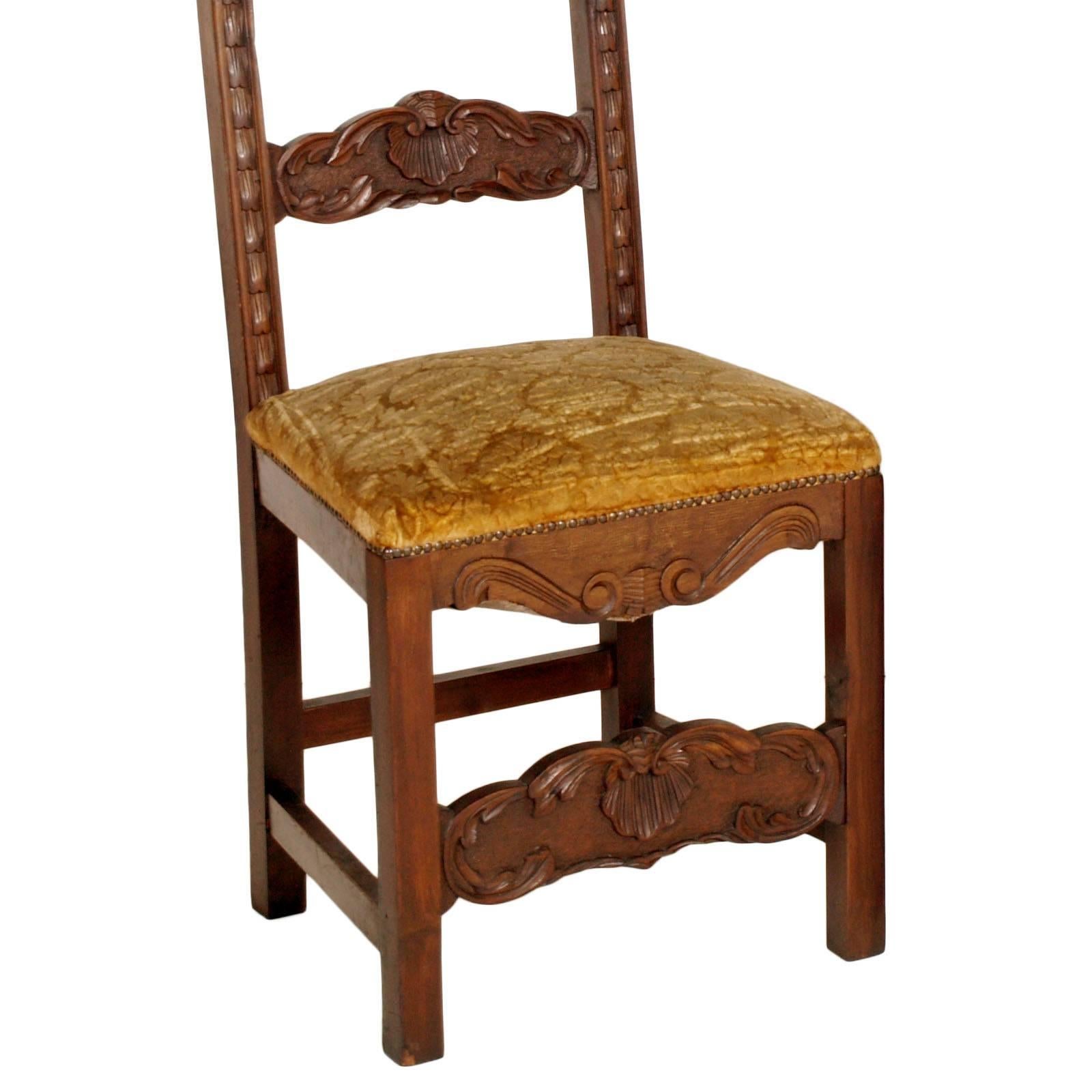 19th Century Set Six Renaissance Chairs in Hand-Carved Walnut, Spring Seat In Good Condition For Sale In Vigonza, Padua